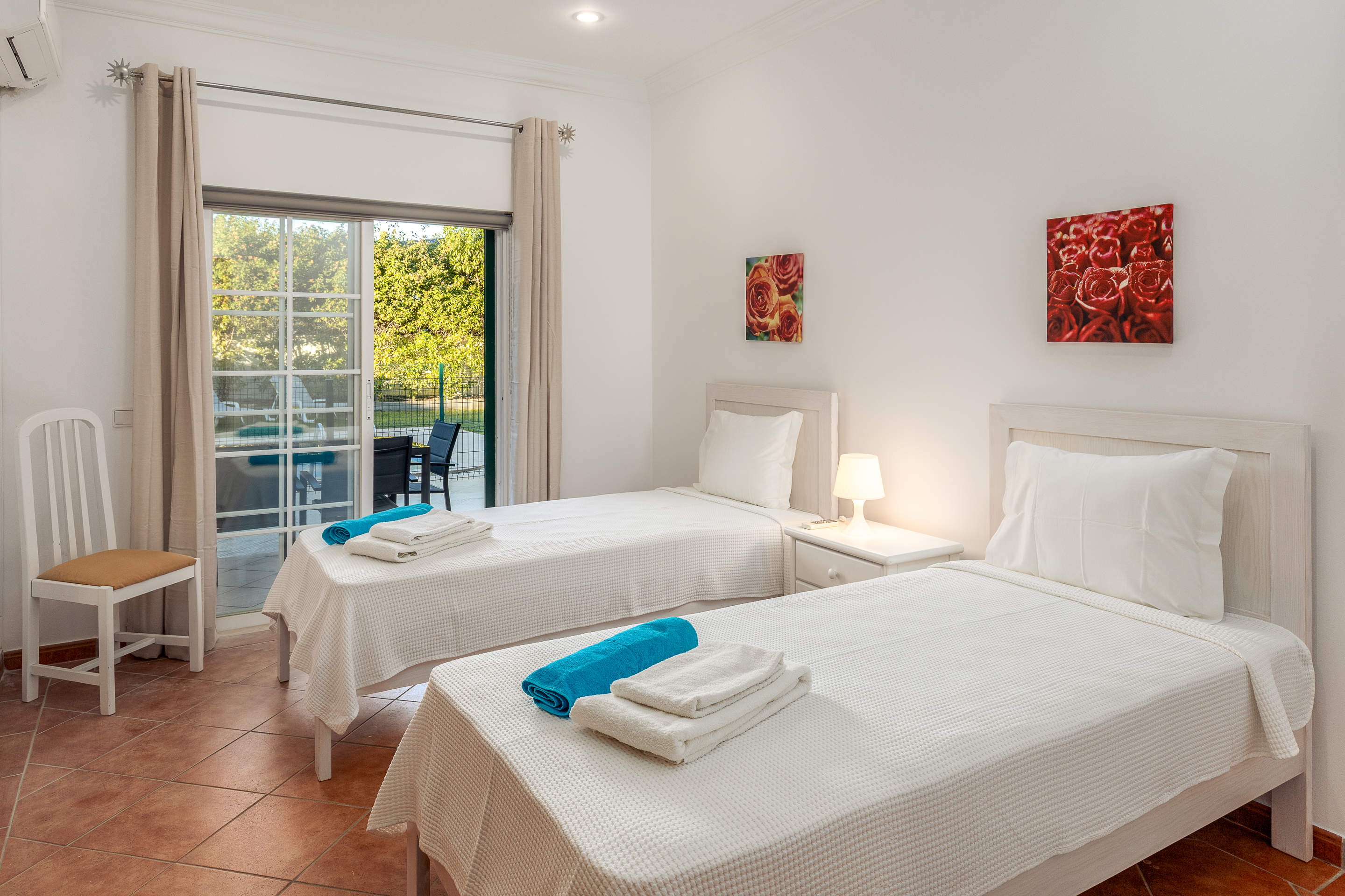 Casa Gondrigo, 4 bedroom villa in Quinta do Lago, Algarve