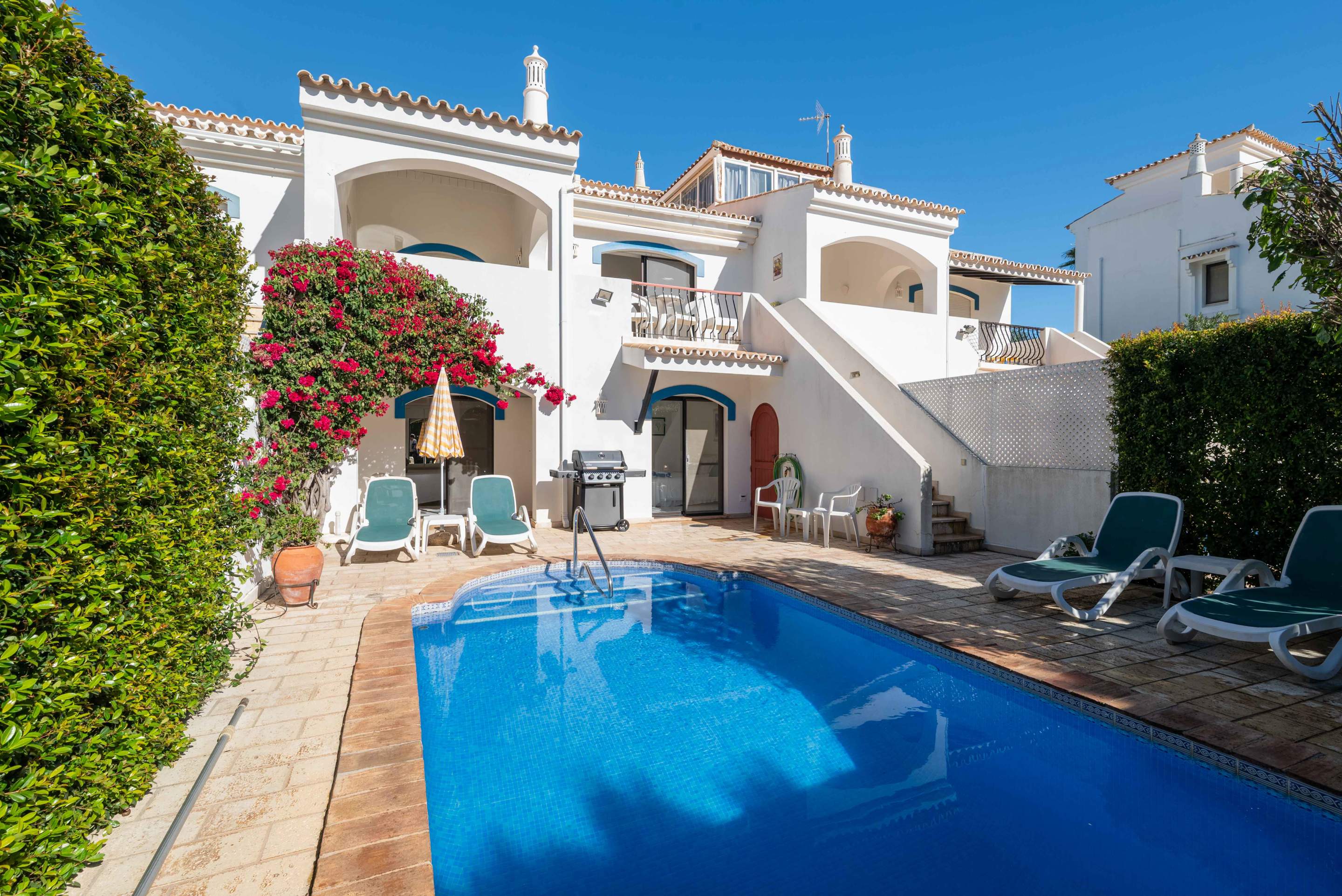 Jasmine Villa, 2 bedroom villa in Dunas Douradas, Algarve