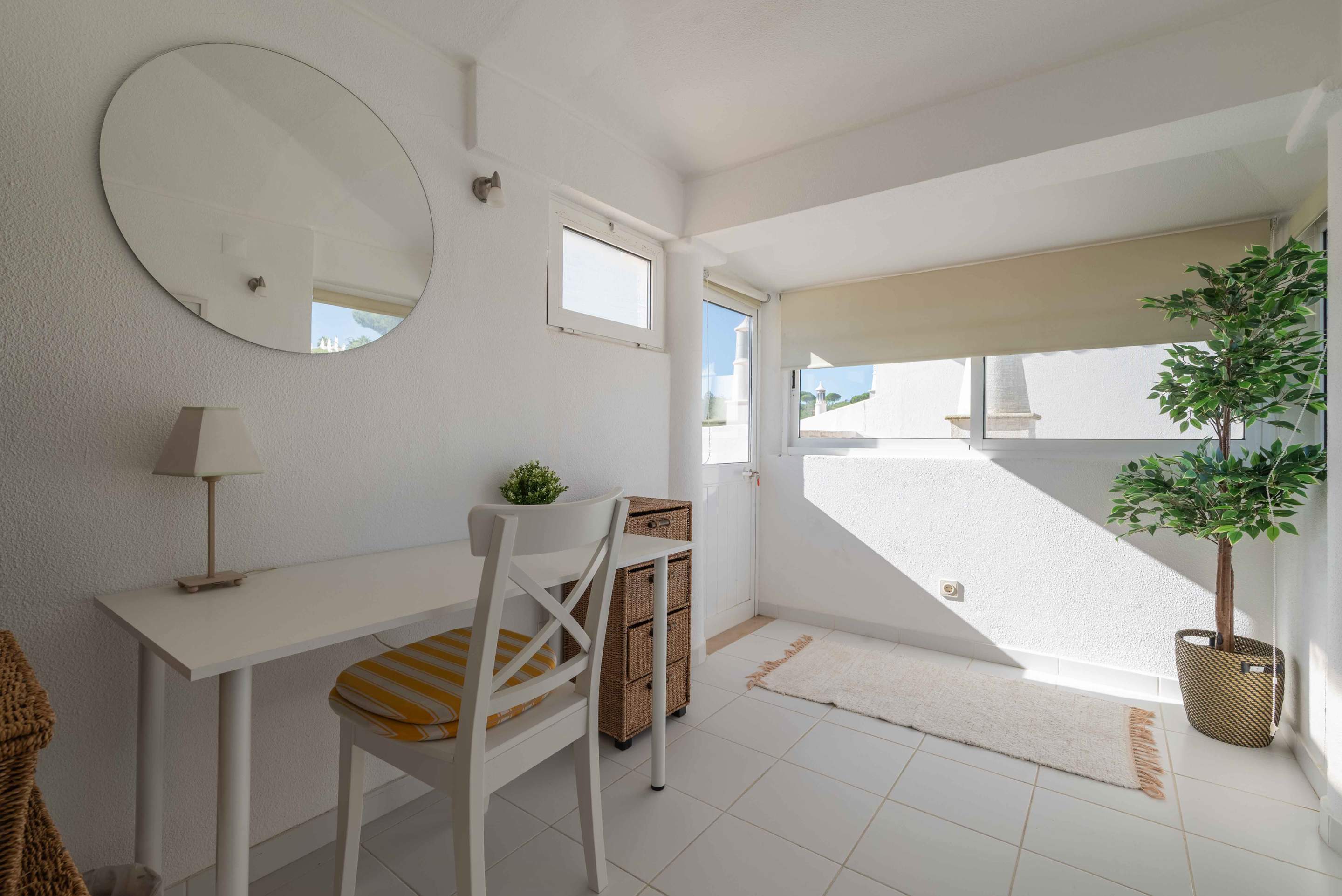 Jasmine Villa, 2 bedroom villa in Dunas Douradas, Algarve