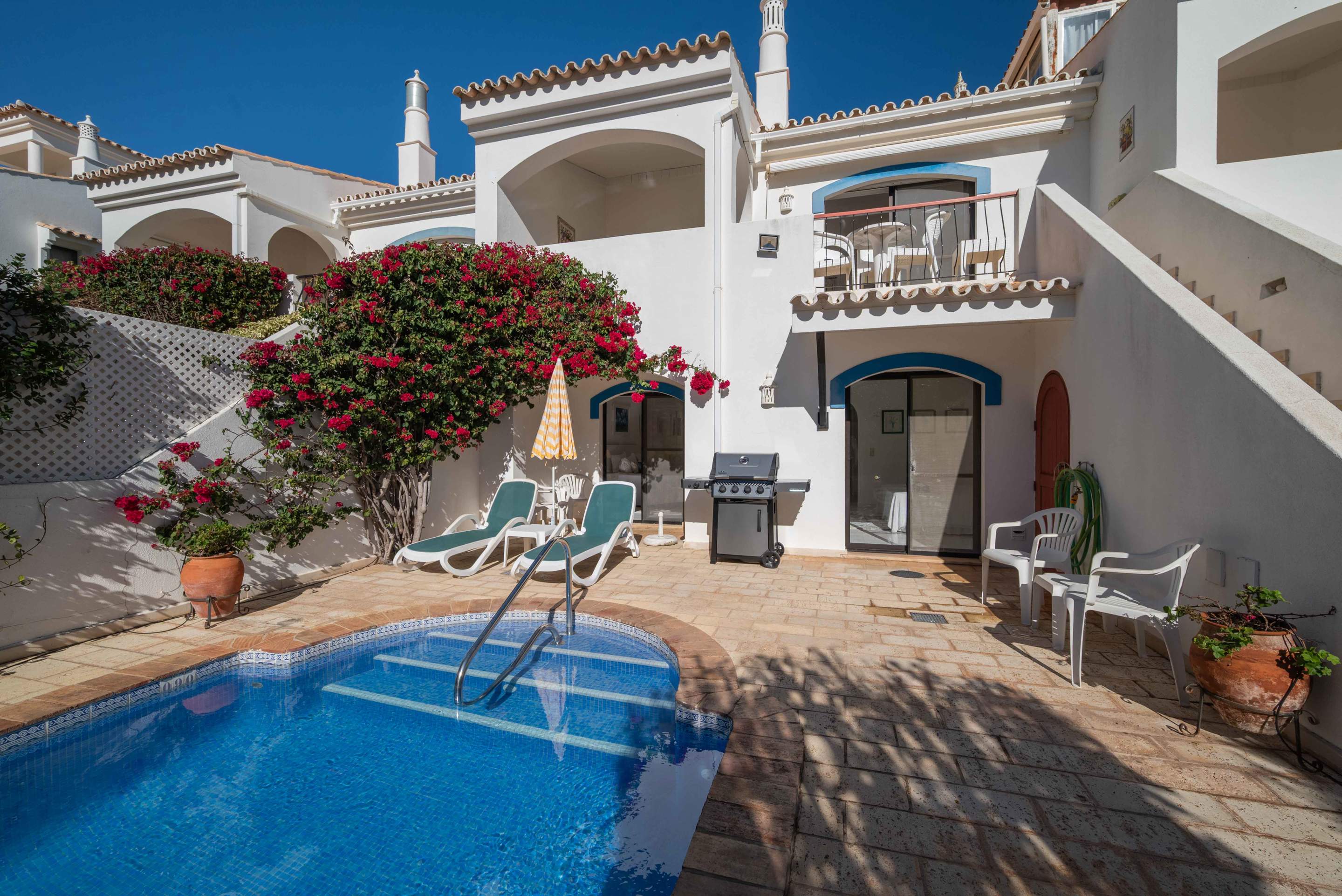 Jasmine Villa, 2 bedroom villa in Dunas Douradas, Algarve