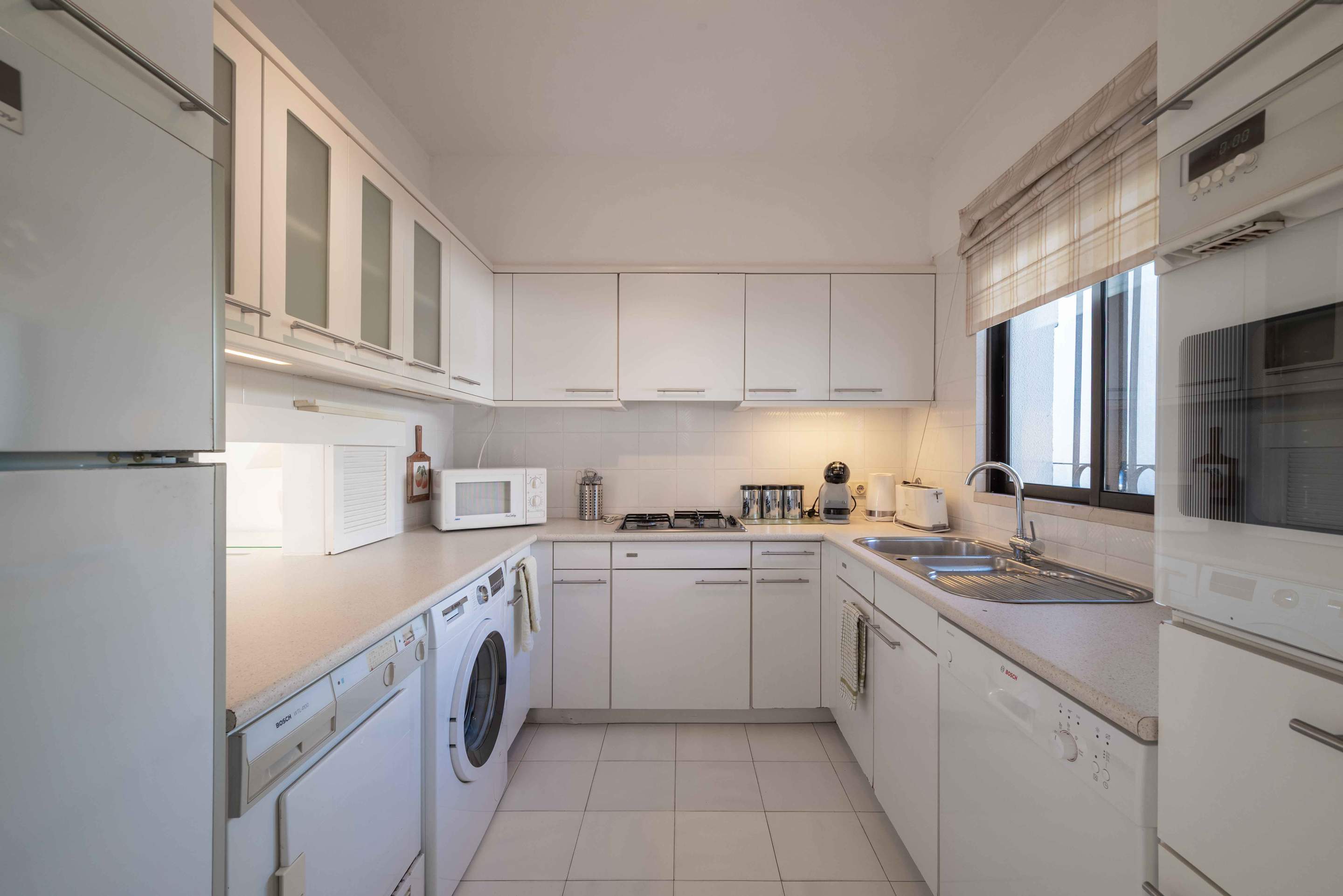 Jasmine Villa, 2 bedroom villa in Dunas Douradas, Algarve