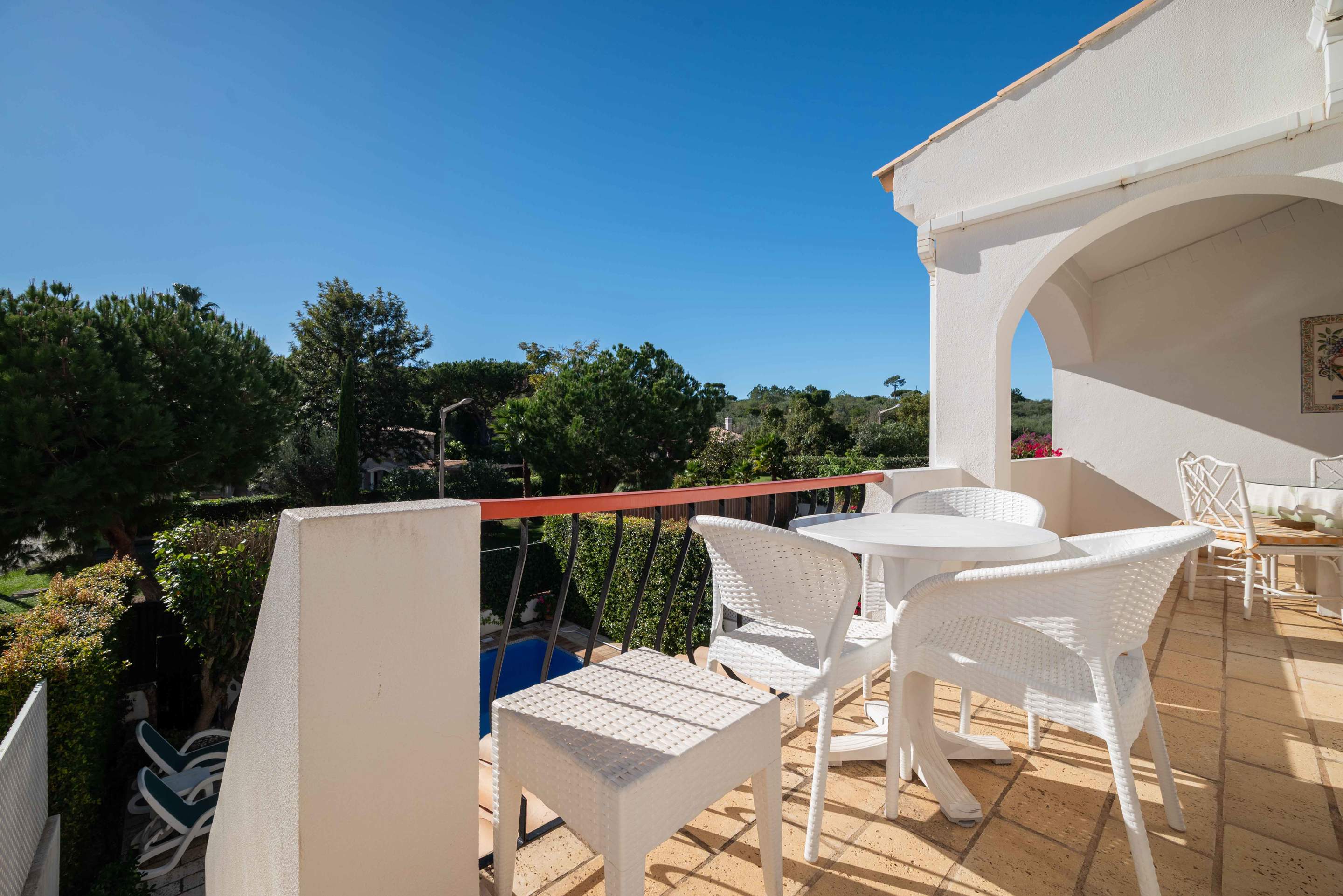 Jasmine Villa, 2 bedroom villa in Dunas Douradas, Algarve