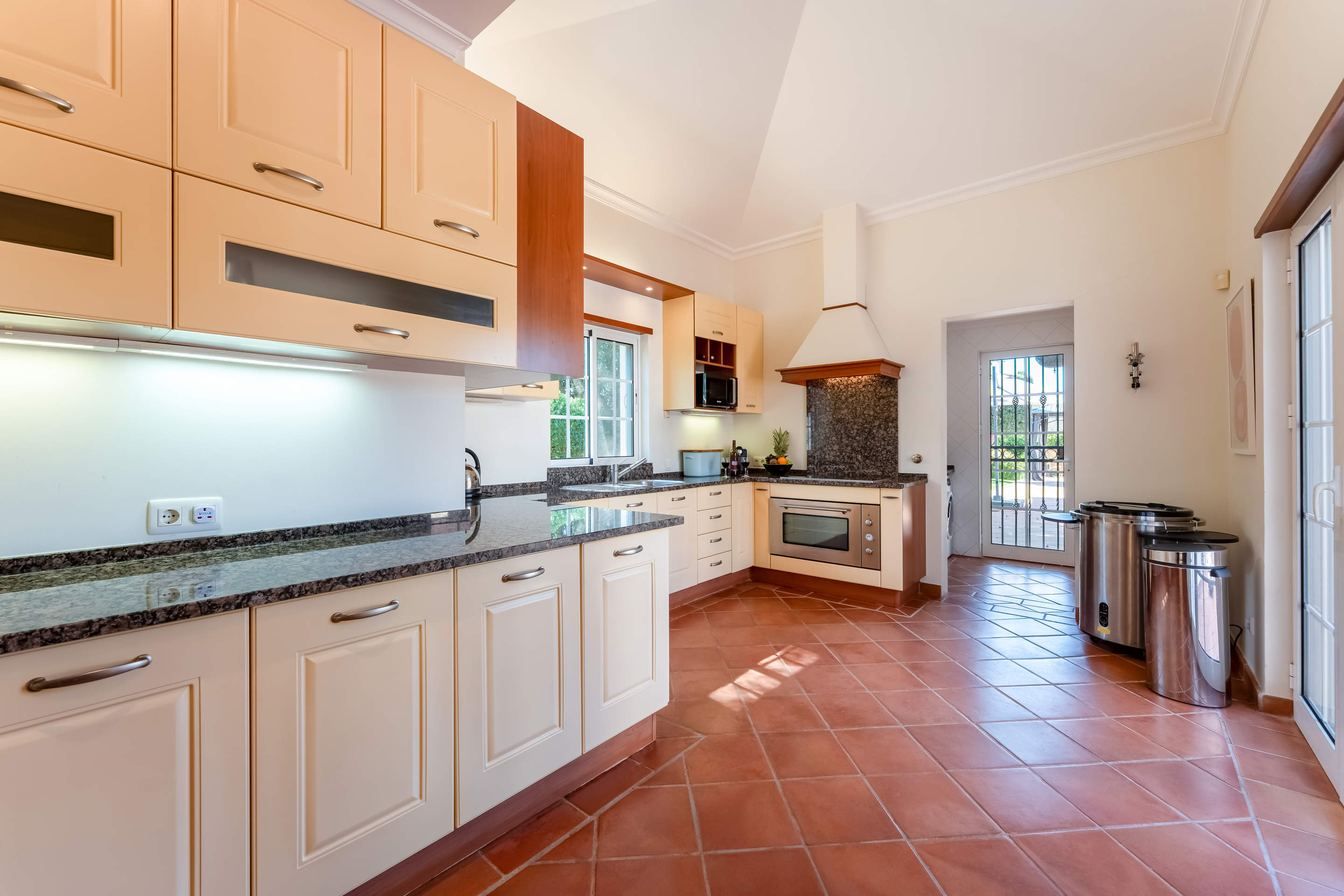 Casa Serena, 3 bedroom villa in Almancil, Algarve