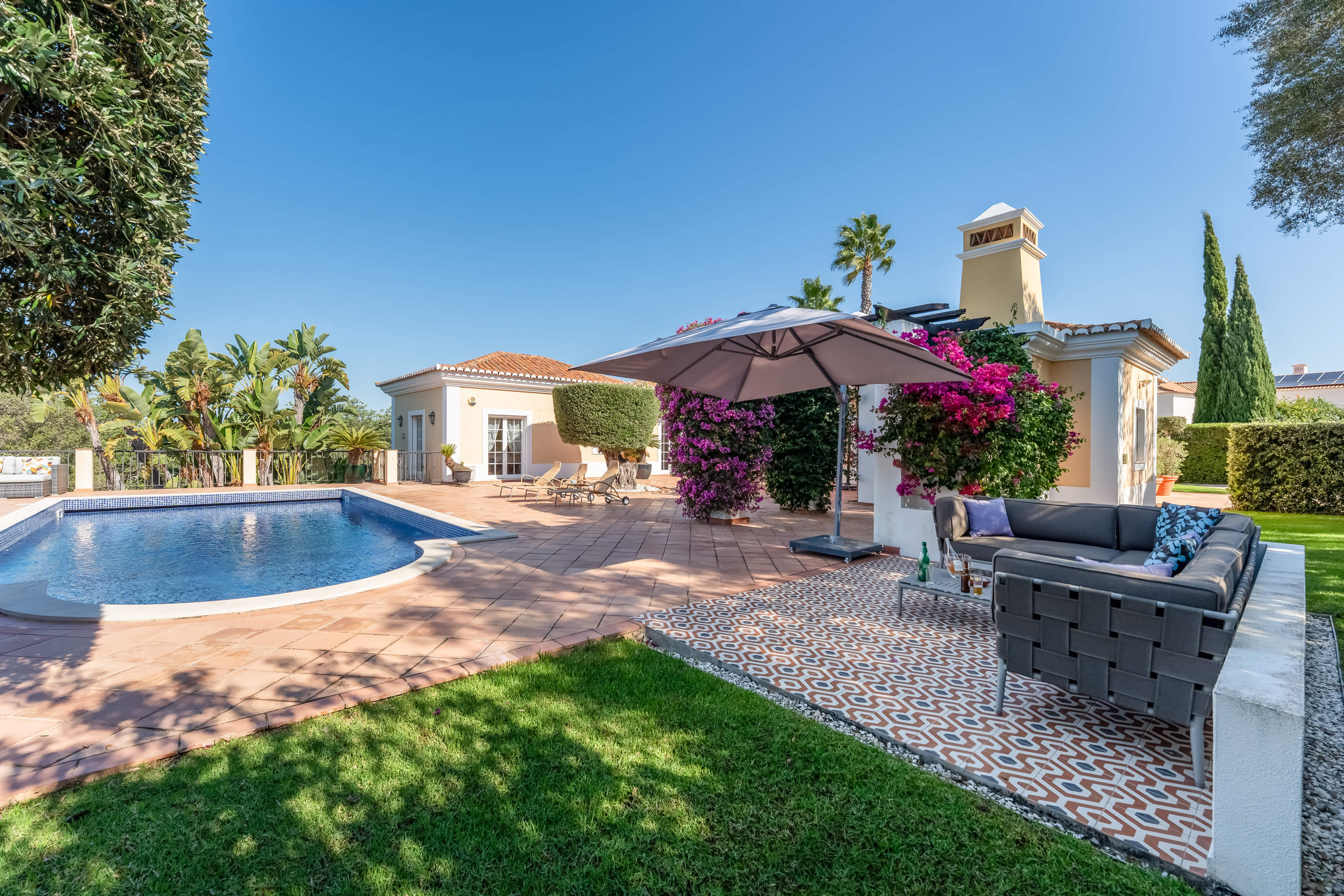 Casa Serena, 3 bedroom villa in Almancil, Algarve