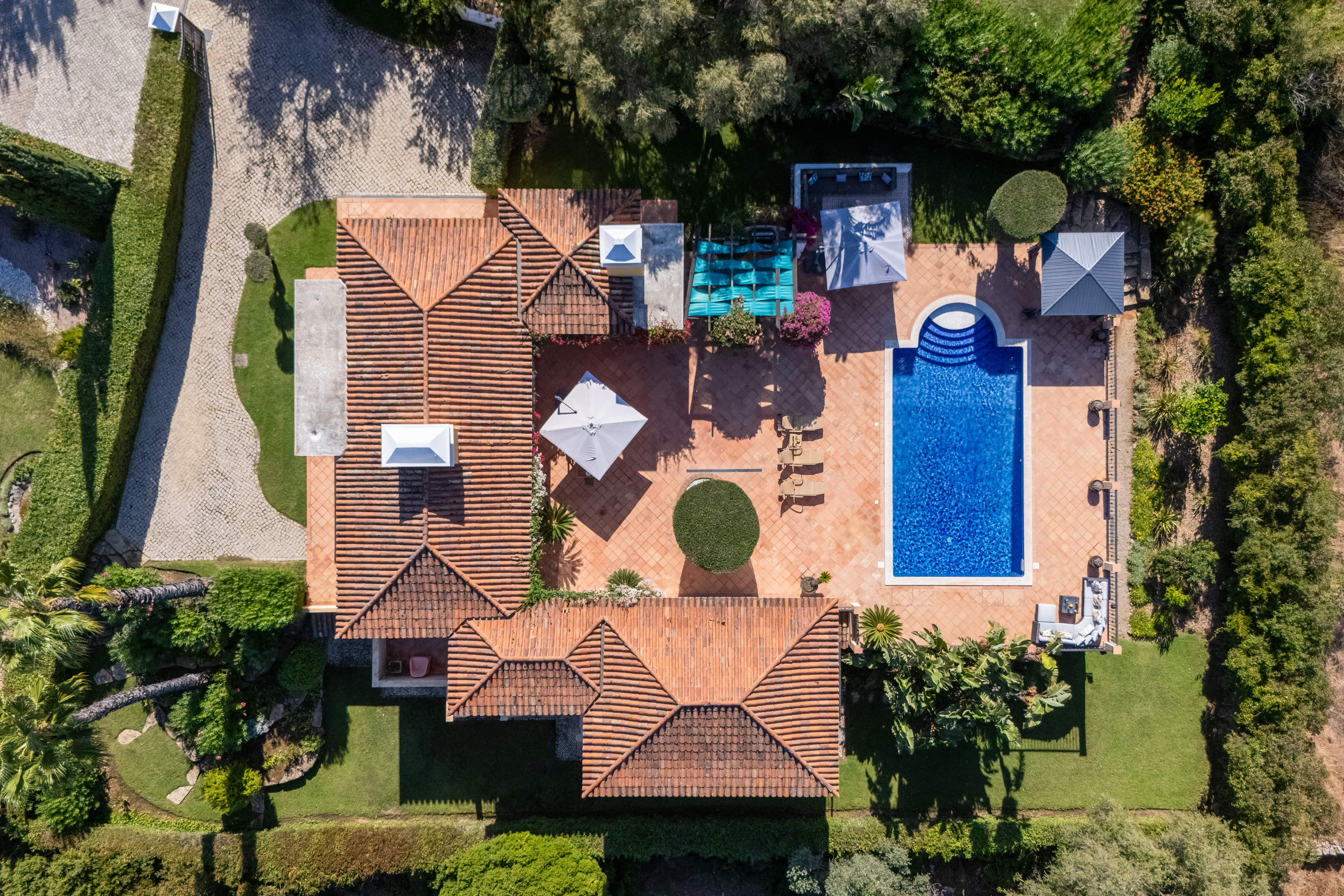 Casa Serena, 3 bedroom villa in Almancil, Algarve