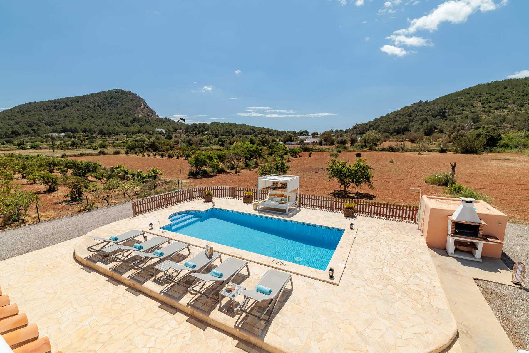 Villa Los Naranjos, 3 bedroom villa in East Coast, Ibiza