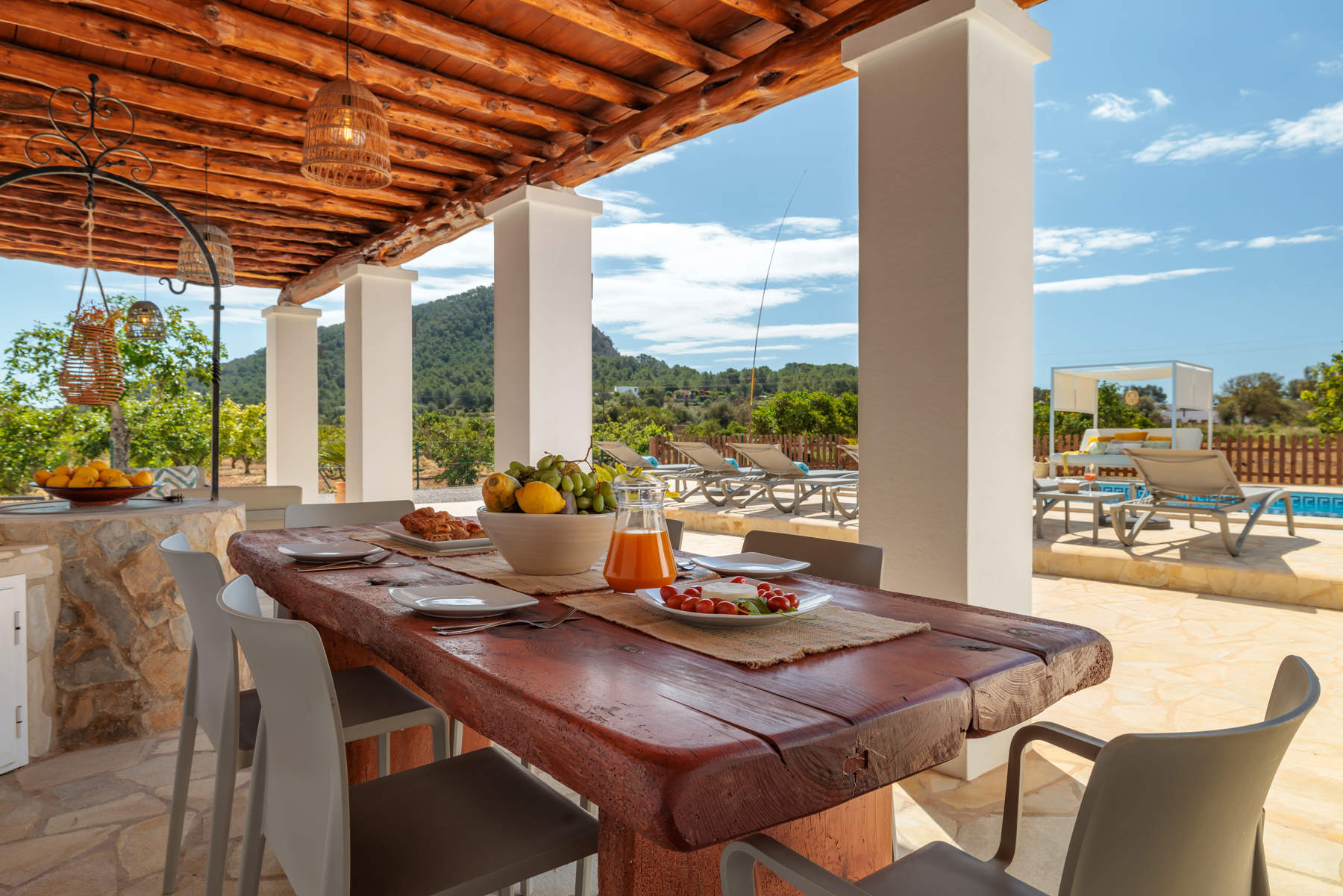 Villa Los Naranjos, 3 bedroom villa in East Coast, Ibiza