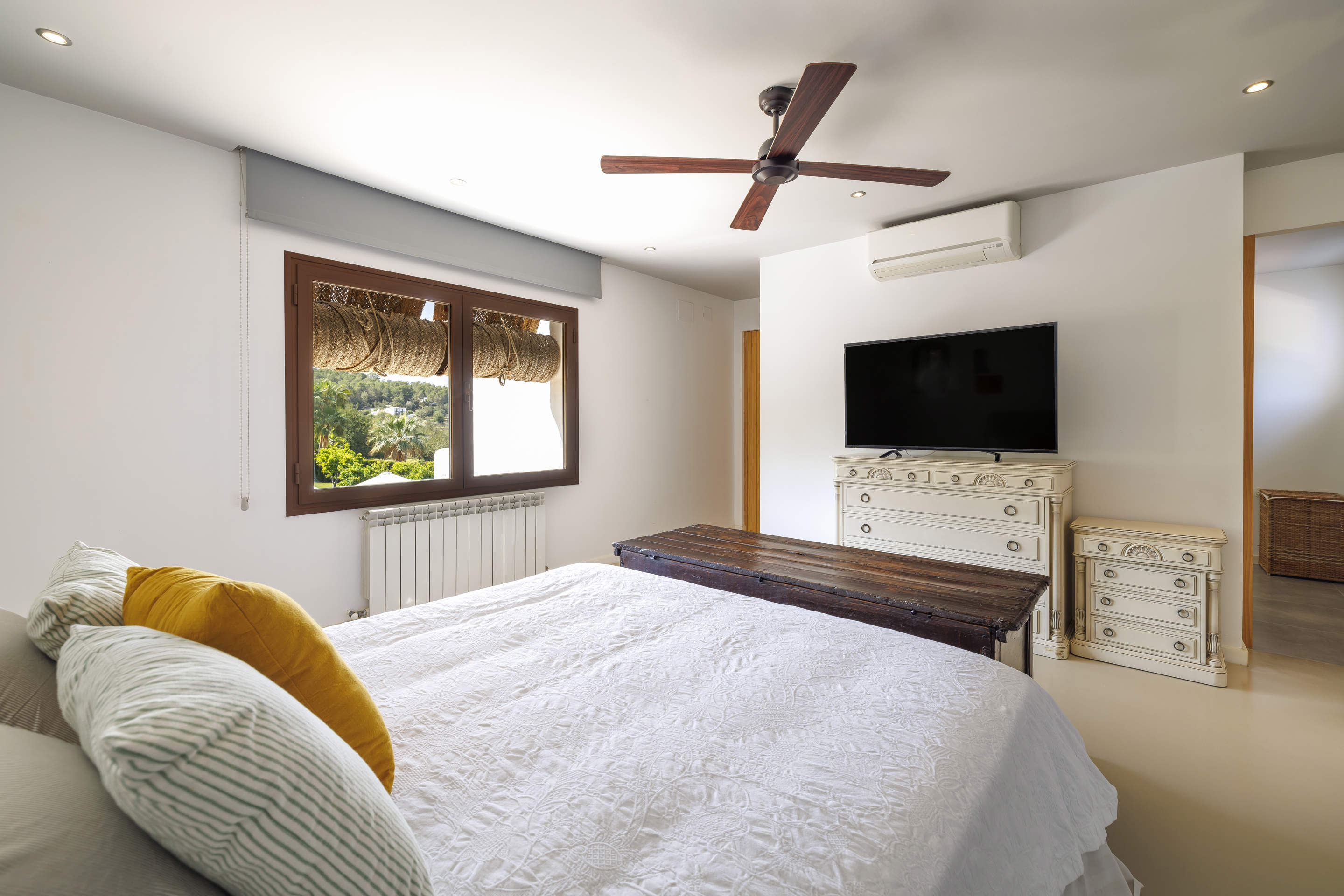 Casa San Carlos, 4 bedroom villa in Inland Villages &  North Coast, Ibiza