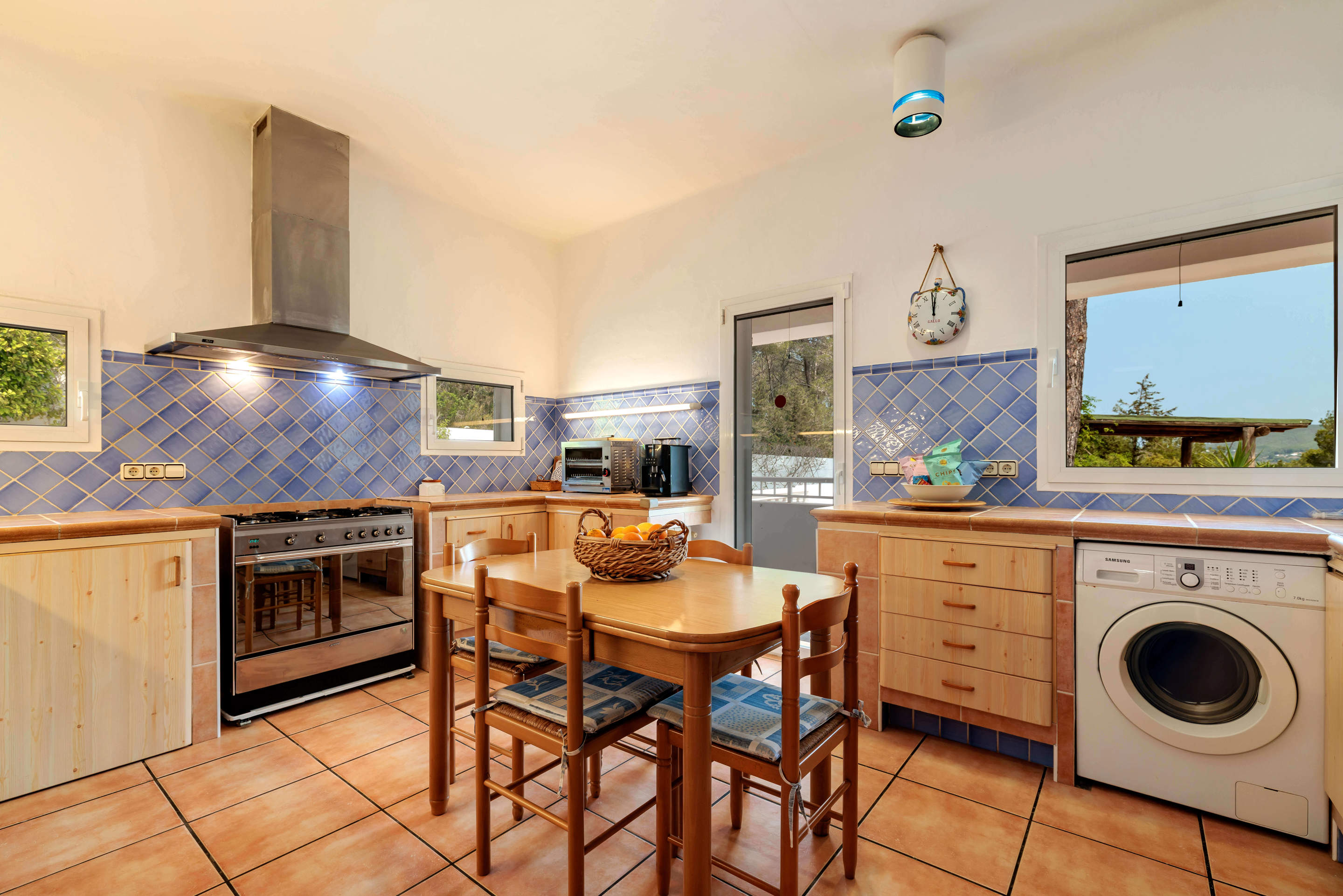 Casa De Dalt, 3 bedroom villa in Inland Villages &  North Coast, Ibiza