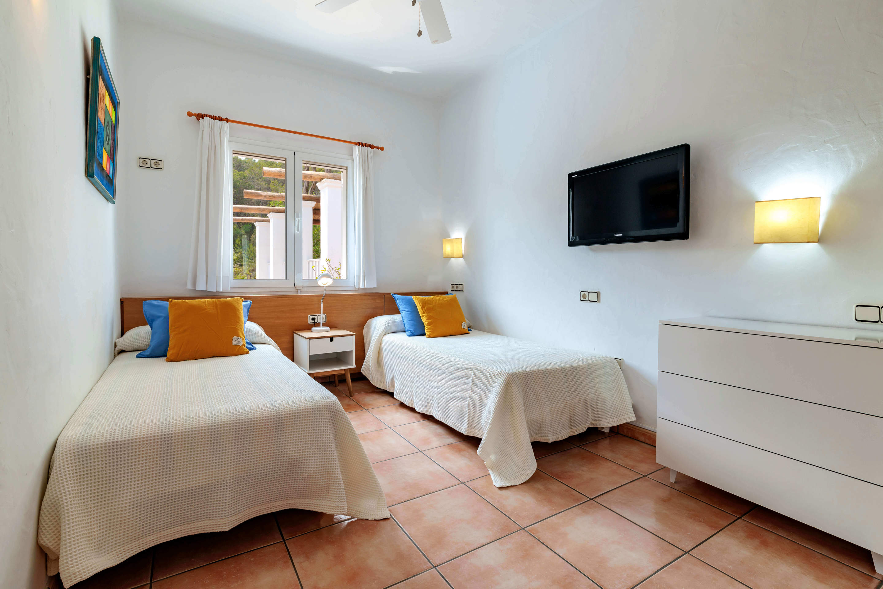 Casa De Dalt, 3 bedroom villa in Inland Villages &  North Coast, Ibiza