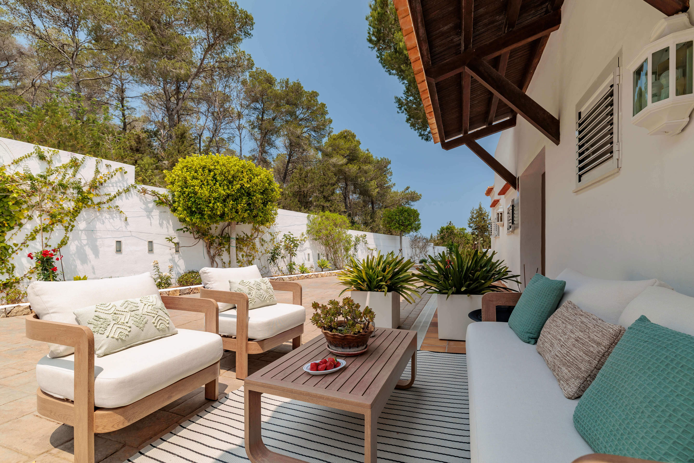 Casa De Dalt, 3 bedroom villa in Inland Villages &  North Coast, Ibiza