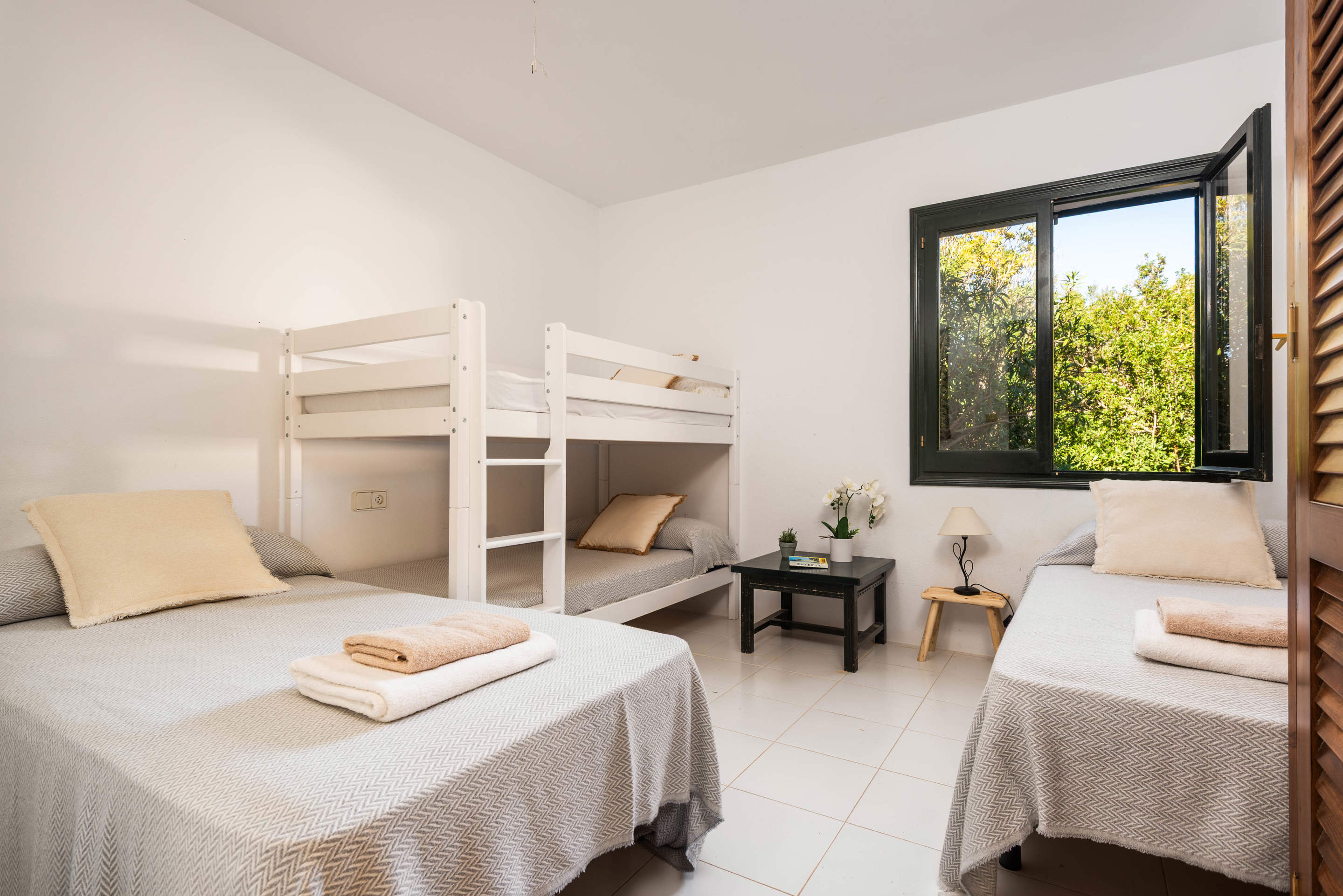 Es Gallinot, 4 bedroom villa in Mahon, San Luis & South East, Menorca