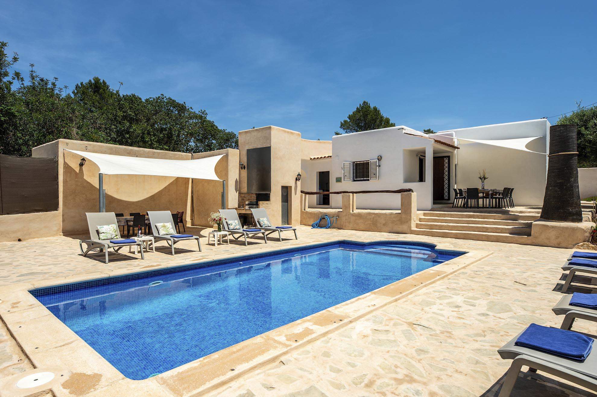 Can Carreras, 4 bedroom villa in Inland Villages &  North Coast, Ibiza