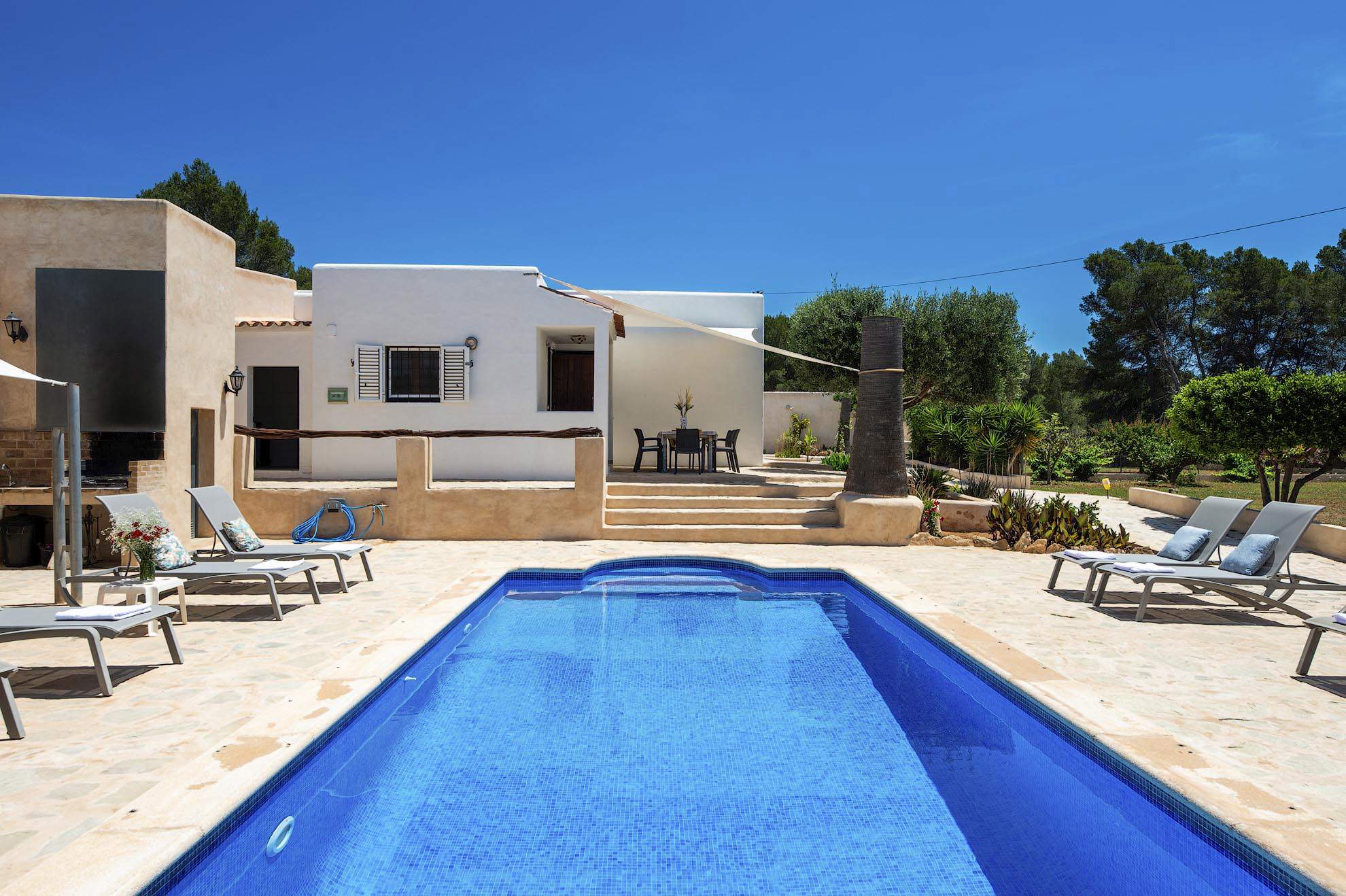 Can Carreras, 4 bedroom villa in Inland Villages &  North Coast, Ibiza