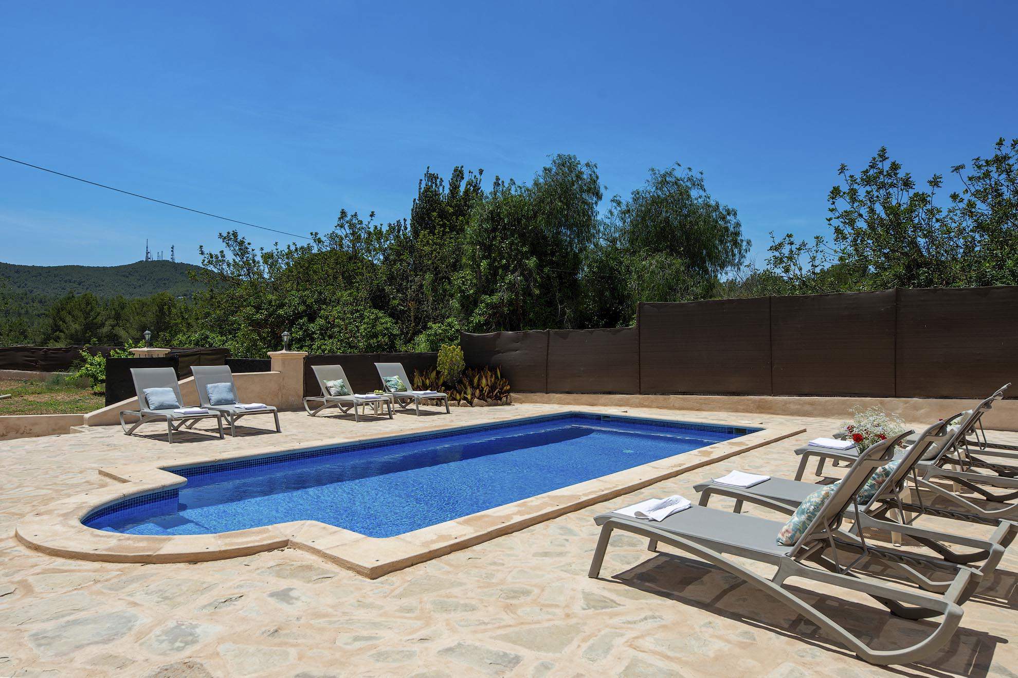 Can Carreras, 4 bedroom villa in Inland Villages &  North Coast, Ibiza