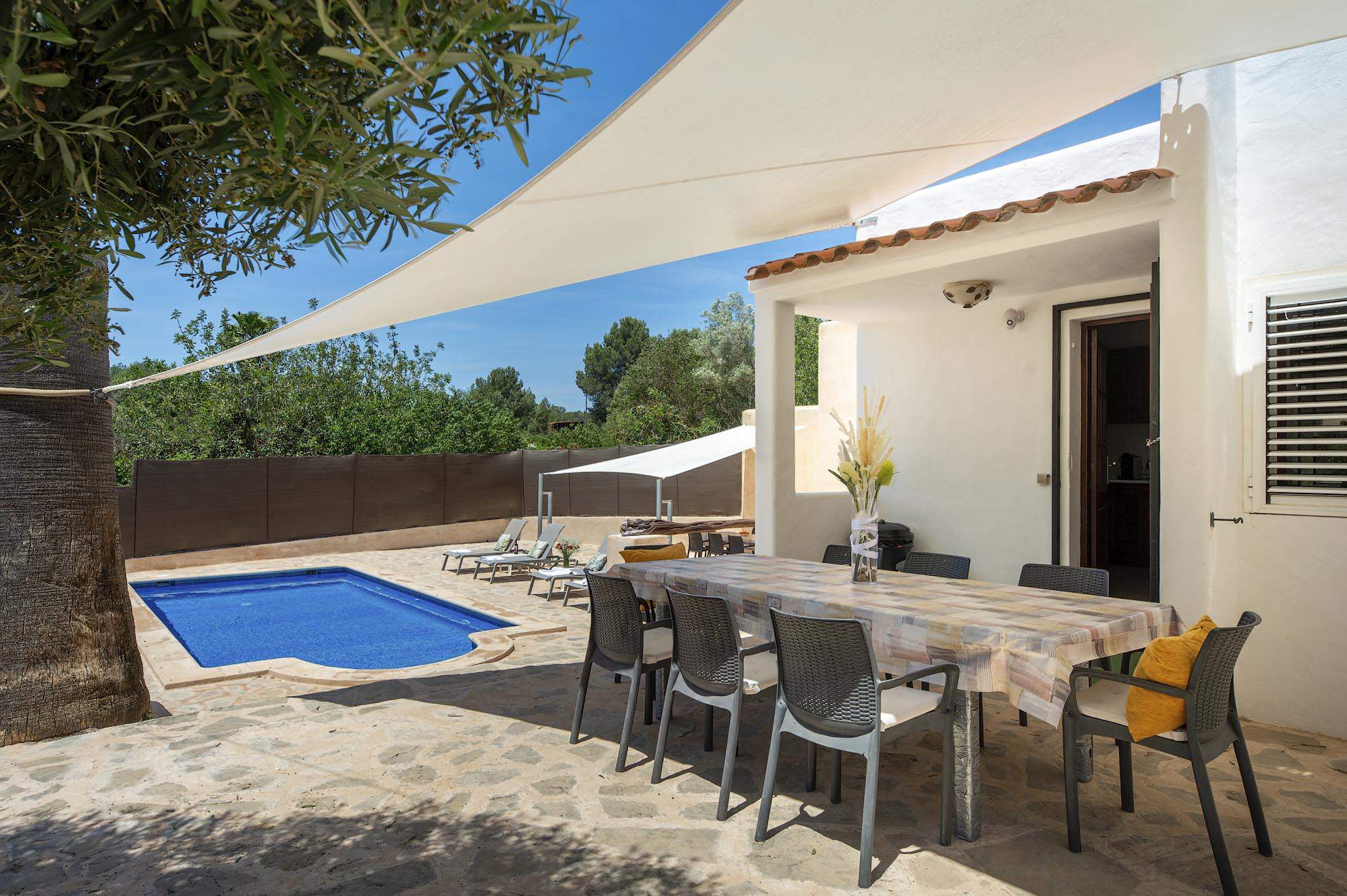 Can Carreras, 4 bedroom villa in Inland Villages &  North Coast, Ibiza