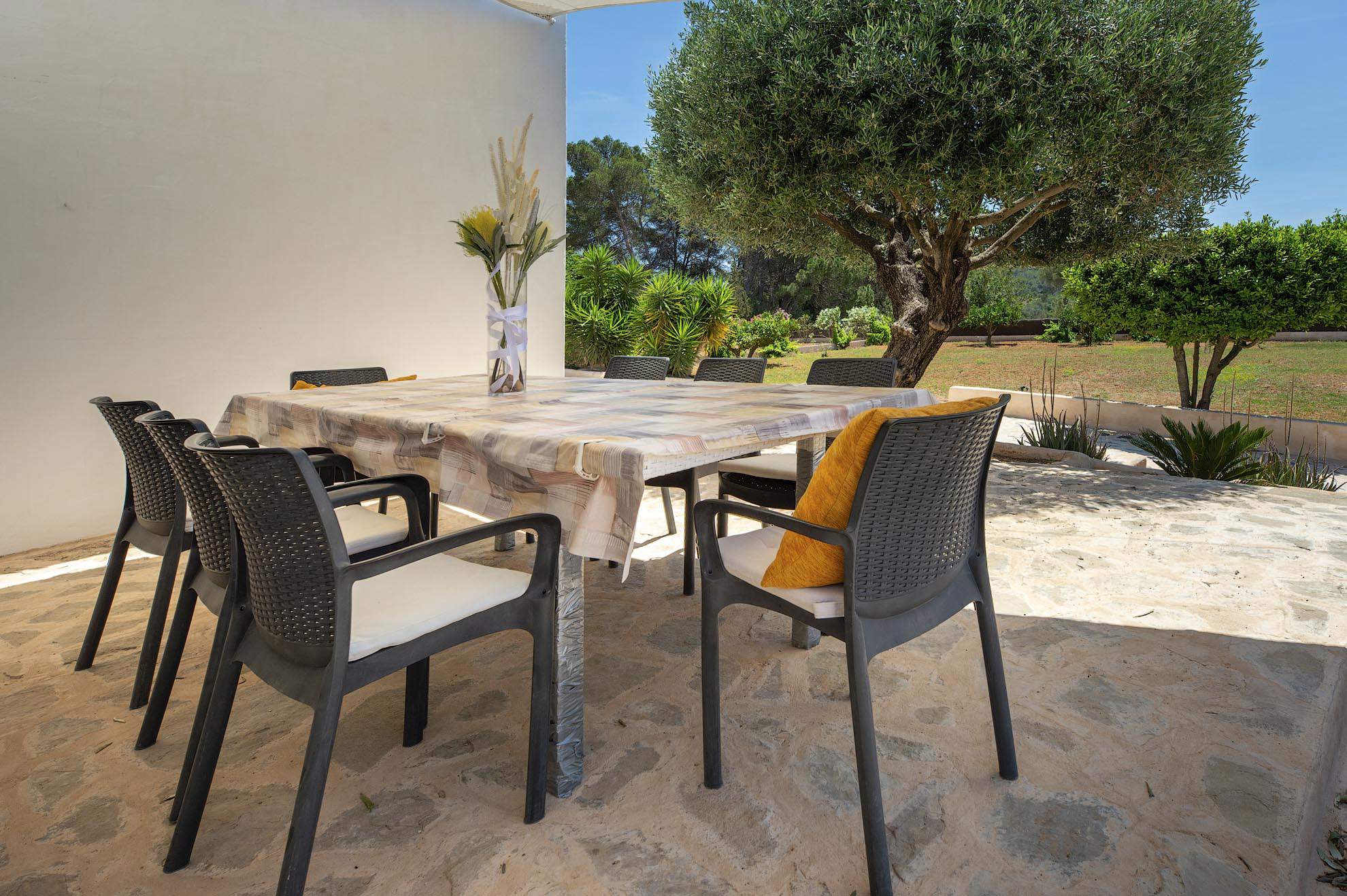 Can Carreras, 4 bedroom villa in Inland Villages &  North Coast, Ibiza