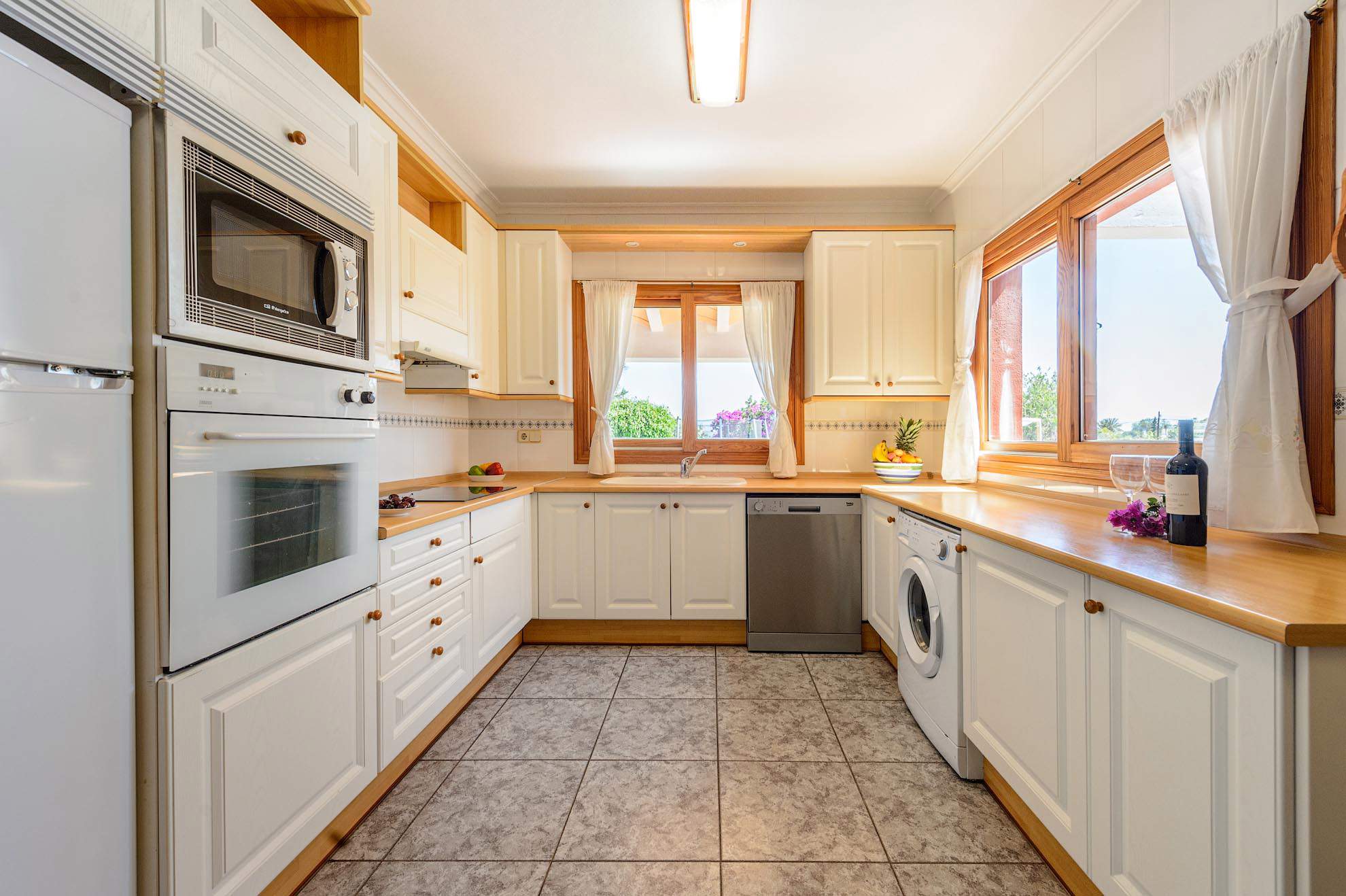 Sa Carocca, 4 bedroom villa in Ibiza Town and the South Coast, Ibiza