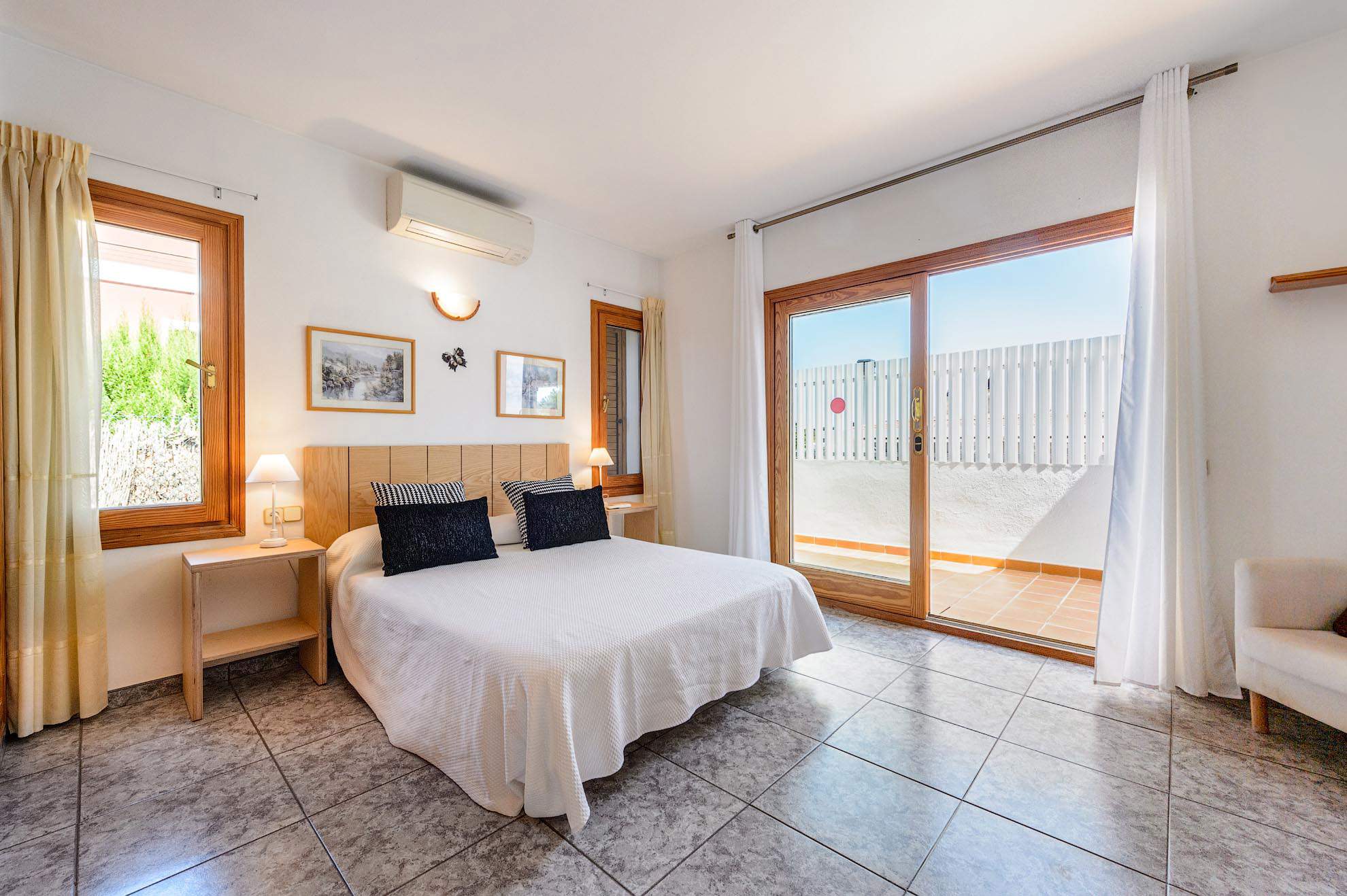 Sa Carocca, 4 bedroom villa in Ibiza Town and the South Coast, Ibiza