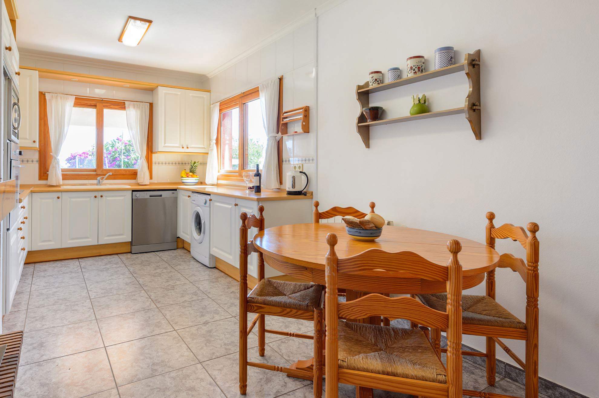 Sa Carocca, 4 bedroom villa in Ibiza Town and the South Coast, Ibiza