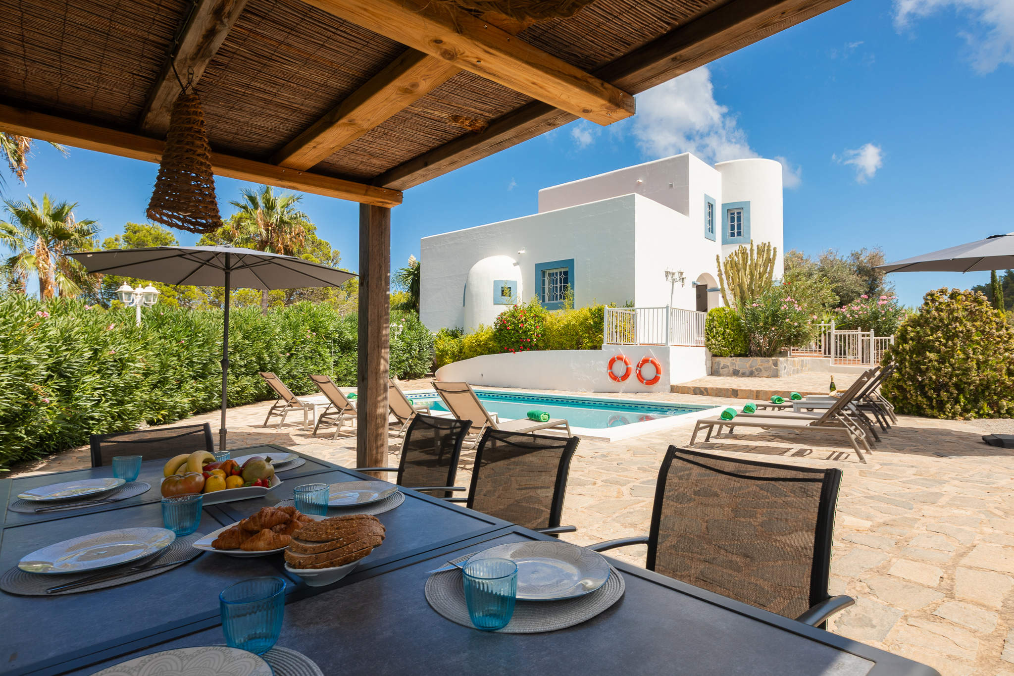 Sa Bassa Villa, 4 bedroom villa in Inland Villages &  North Coast, Ibiza