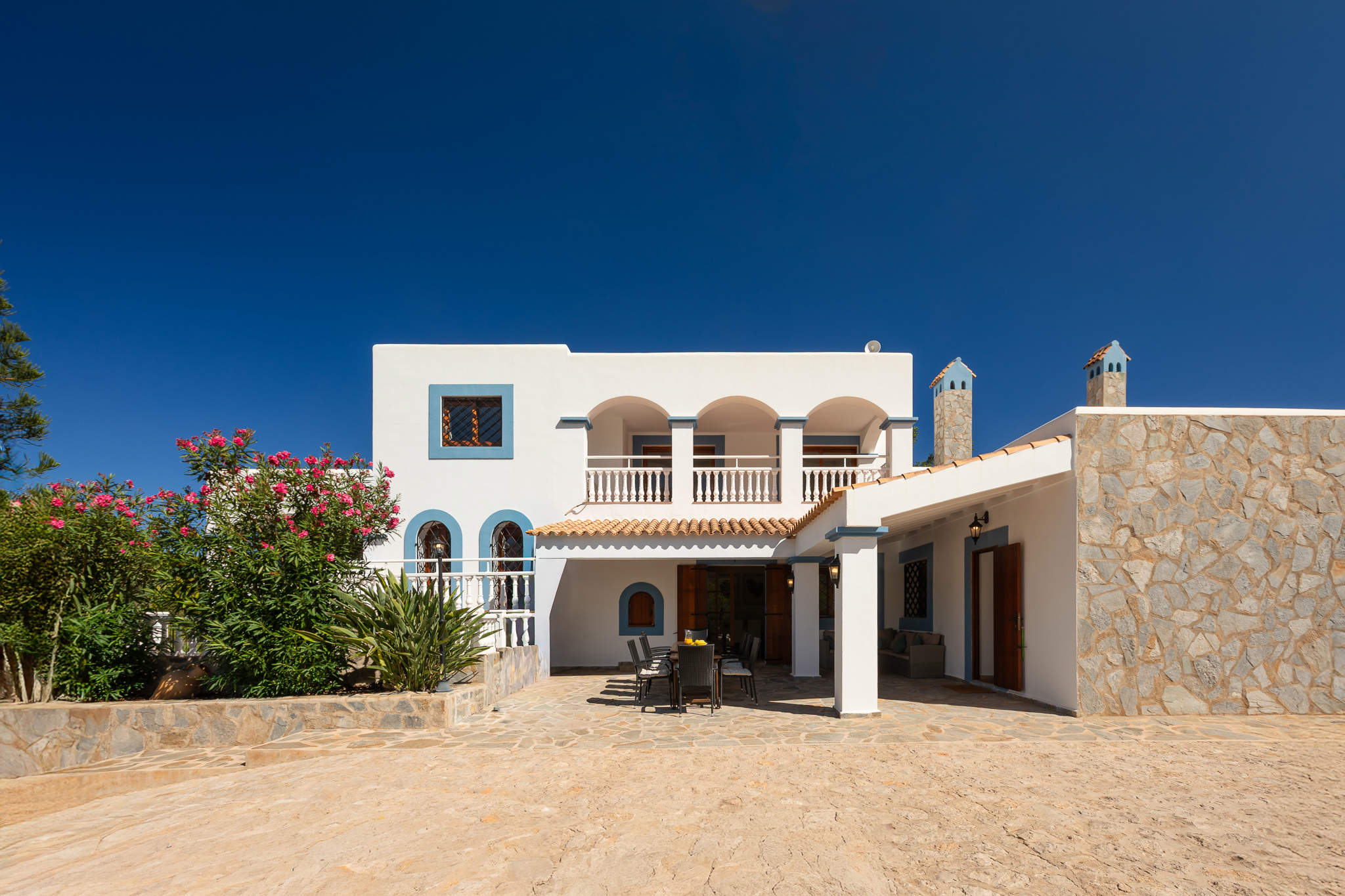 Cas Puig Villa, 5 bedroom villa in Inland Villages &  North Coast, Ibiza