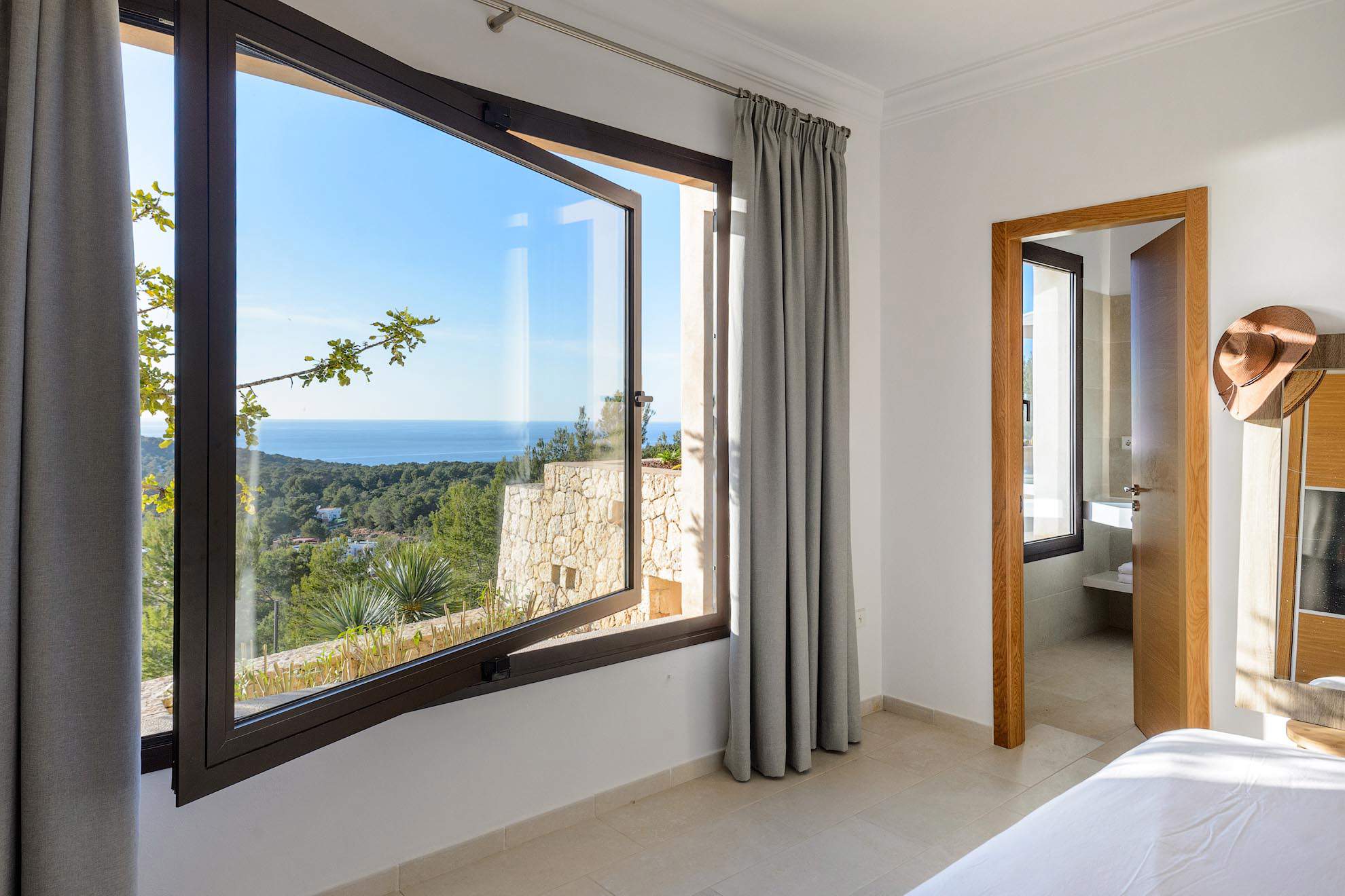 Sa Rota Luxury Villa, 4 bedroom villa in San Jose and South West Coast, Ibiza