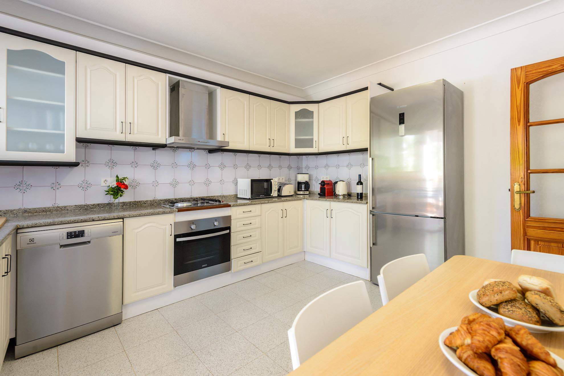 Sa Rota Family Villa, 4 bedroom villa in San Jose and South West Coast, Ibiza