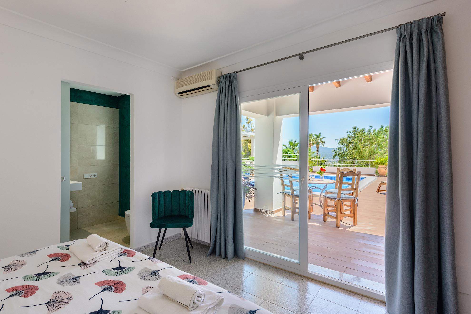 Sa Rota Family Villa, 4 bedroom villa in San Jose and South West Coast, Ibiza