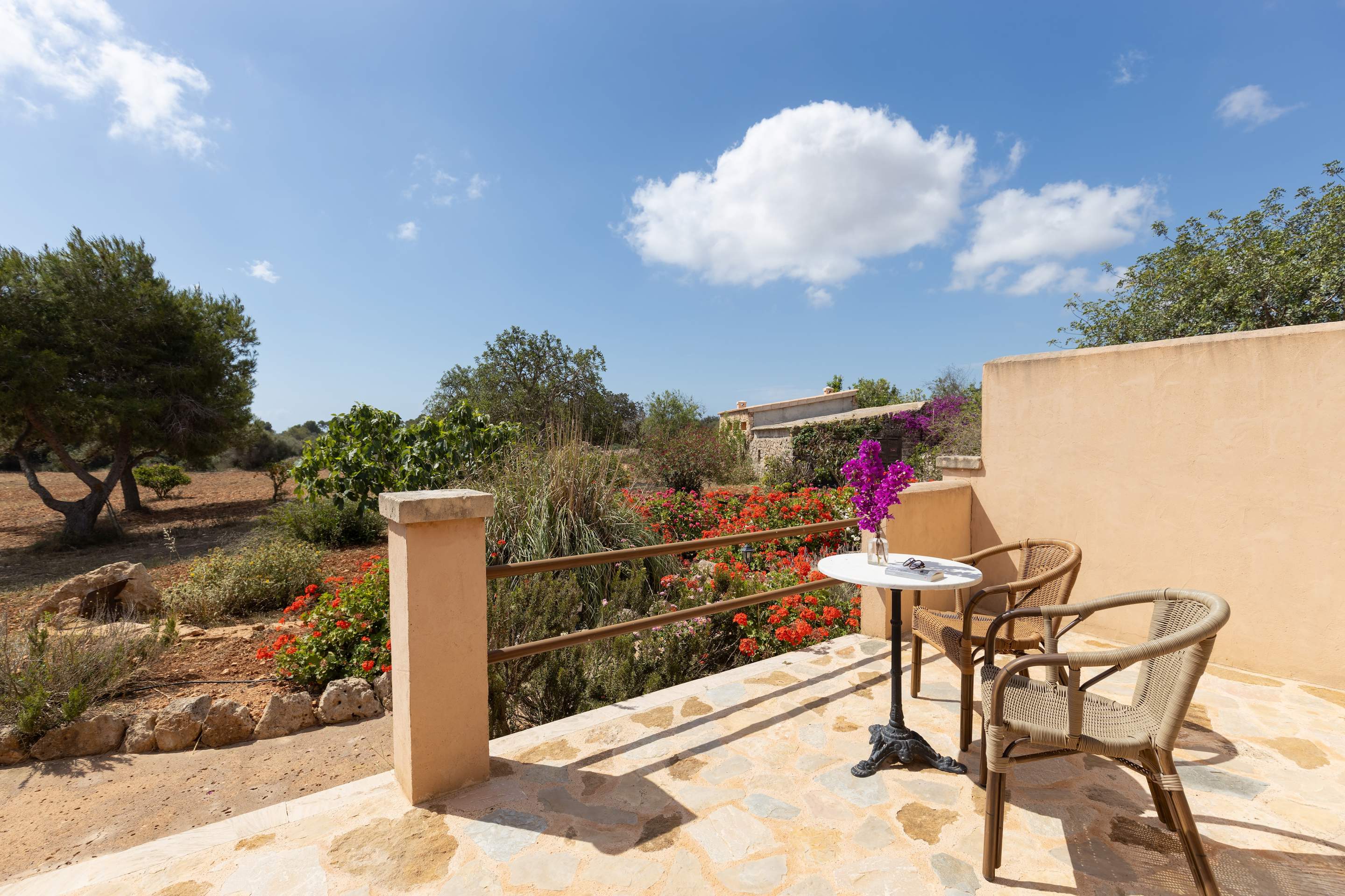 Finca Sea and Sky Studio Figueres, 1 bedroom villa in Cala d'Or , Majorca