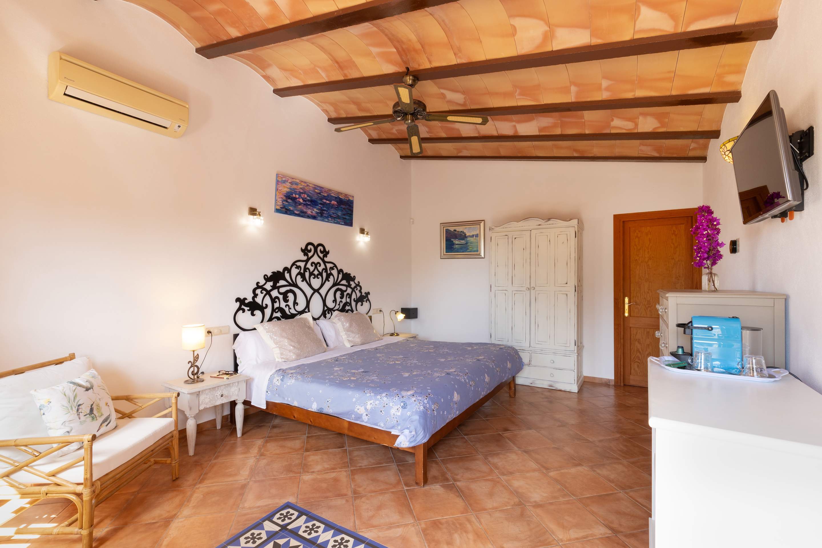Finca Sea and Sky Studio Figueres, 1 bedroom villa in Cala d'Or , Majorca