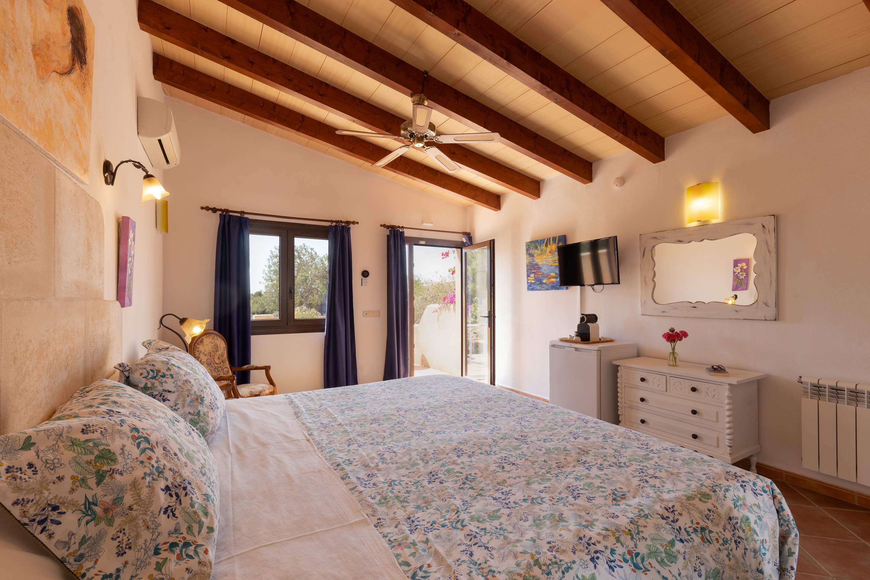 Finca Sea and Sky Studio Mestral, 1 bedroom villa in Cala d'Or , Majorca