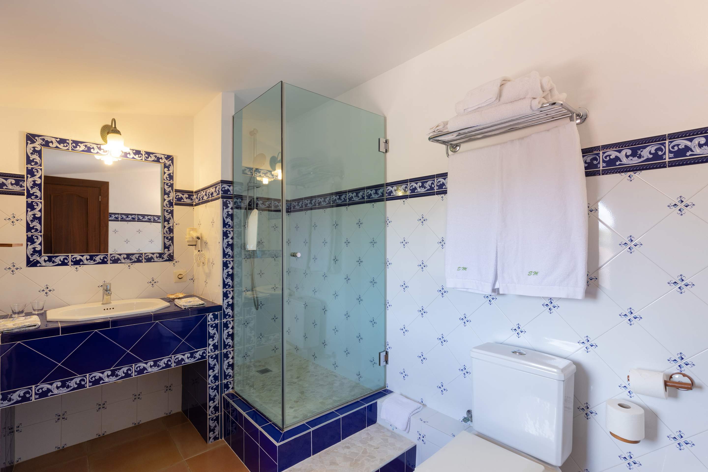 Finca Sea and Sky Studio Tramuntana, 1 bedroom villa in Cala d'Or , Majorca