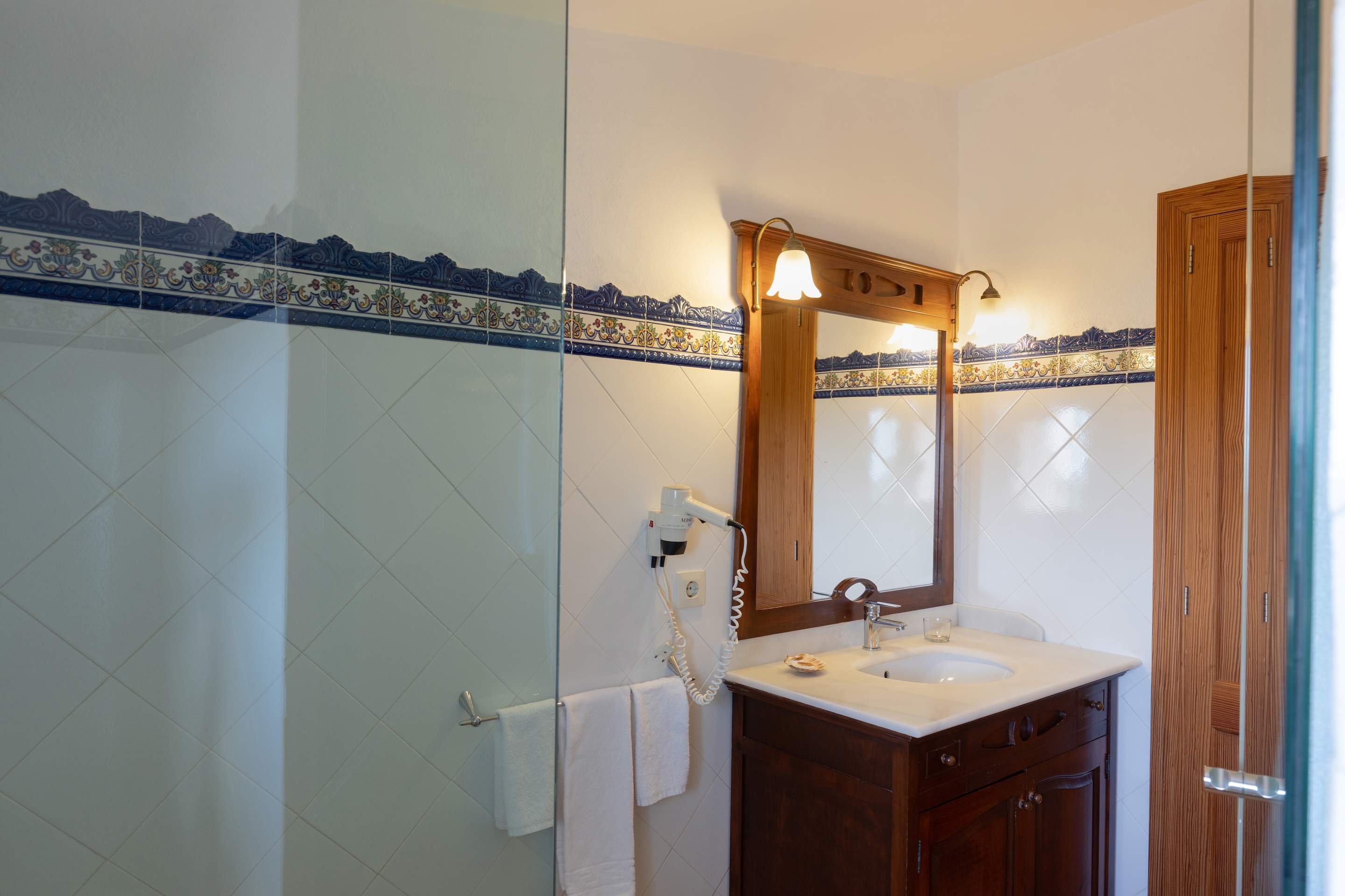 Finca Sea and Sky Studio Ponent, 1 bedroom villa in Cala d'Or , Majorca