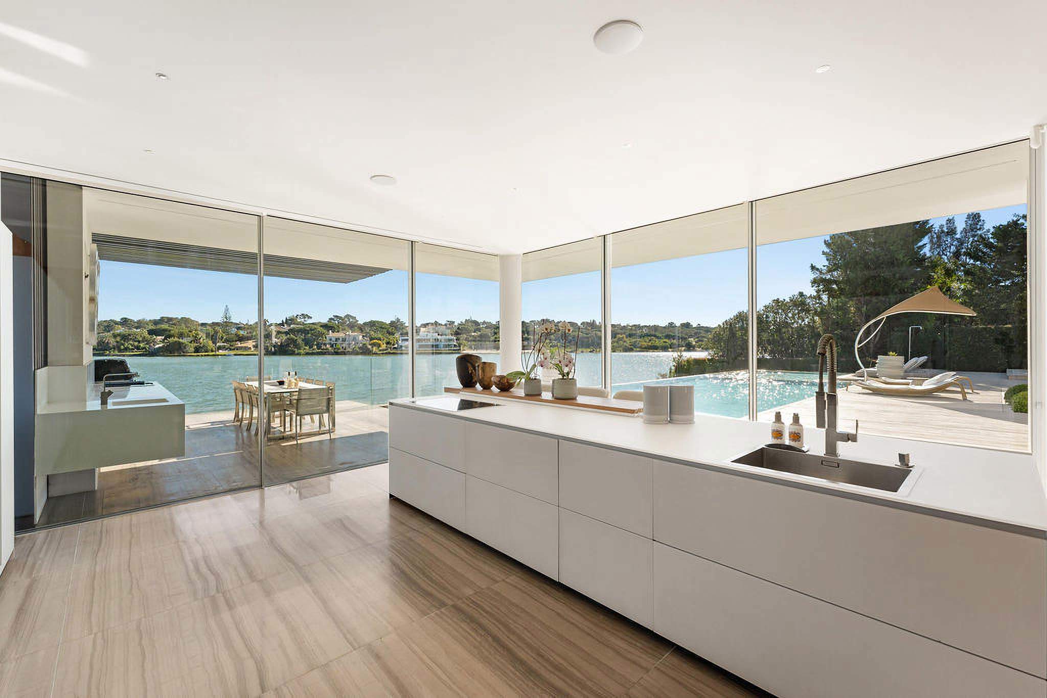 Villa Moonsplash, 7 bedroom villa in Quinta do Lago, Algarve