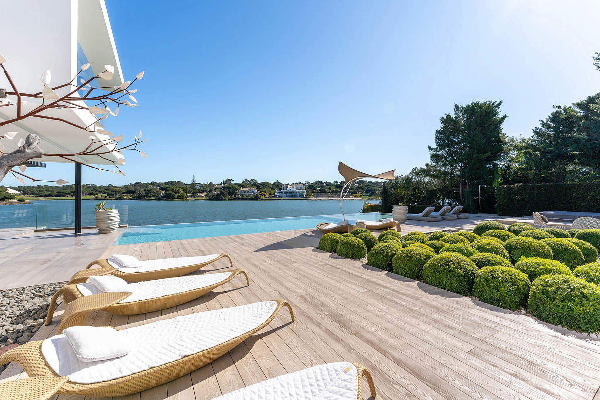 Villa Moonsplash, 7 bedroom villa in Quinta do Lago, Algarve