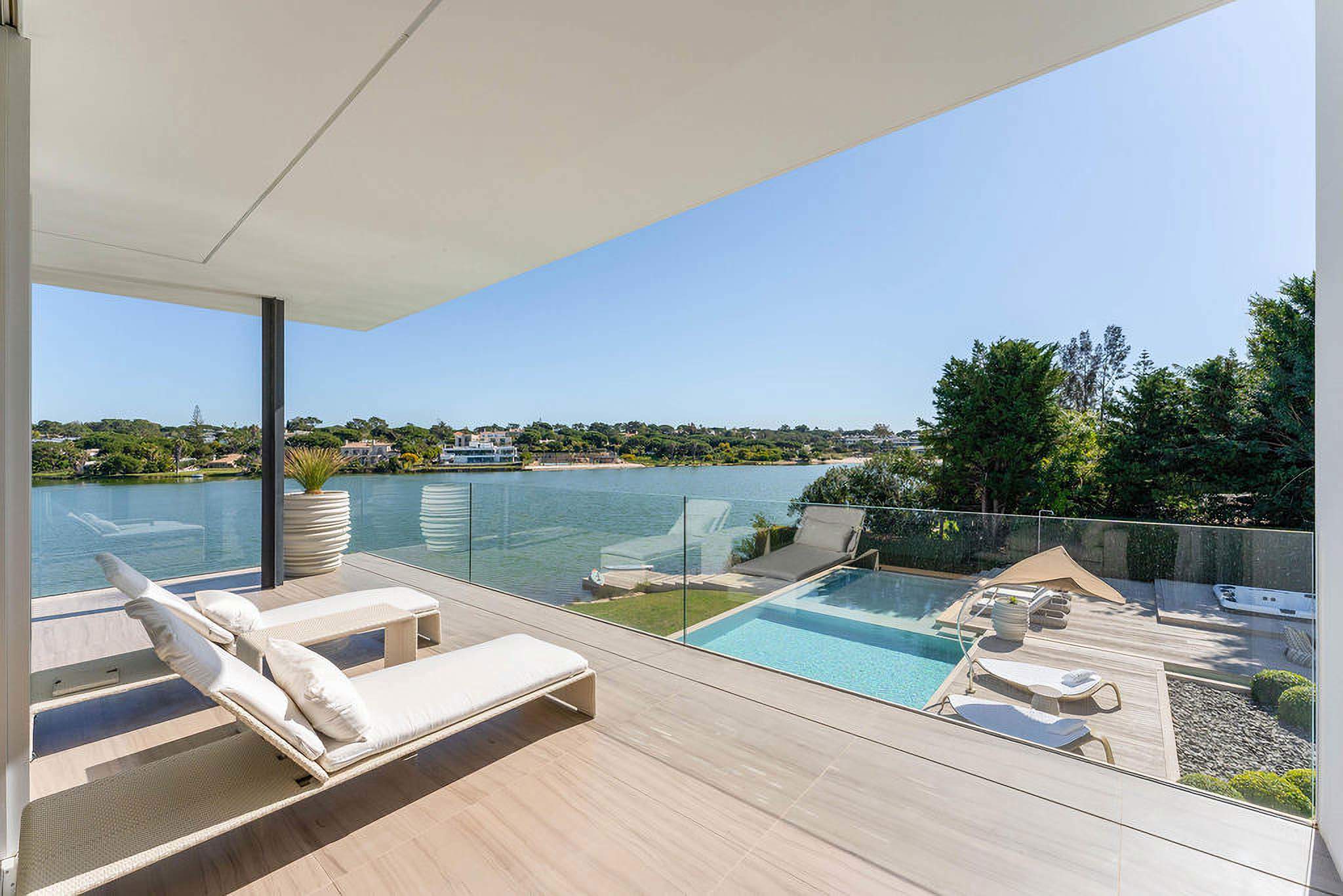 Villa Moonsplash, 7 bedroom villa in Quinta do Lago, Algarve