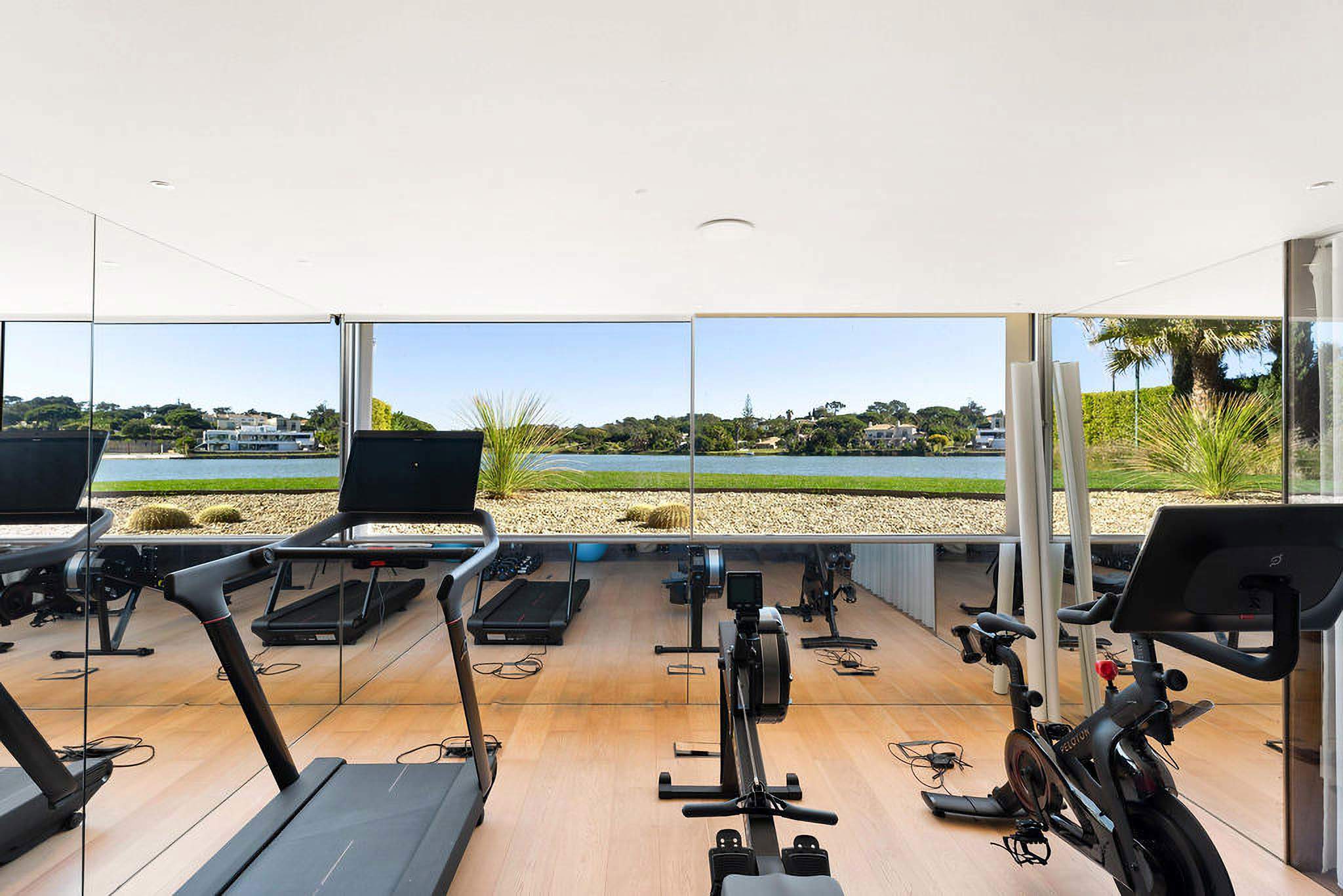 Villa Moonsplash, 7 bedroom villa in Quinta do Lago, Algarve