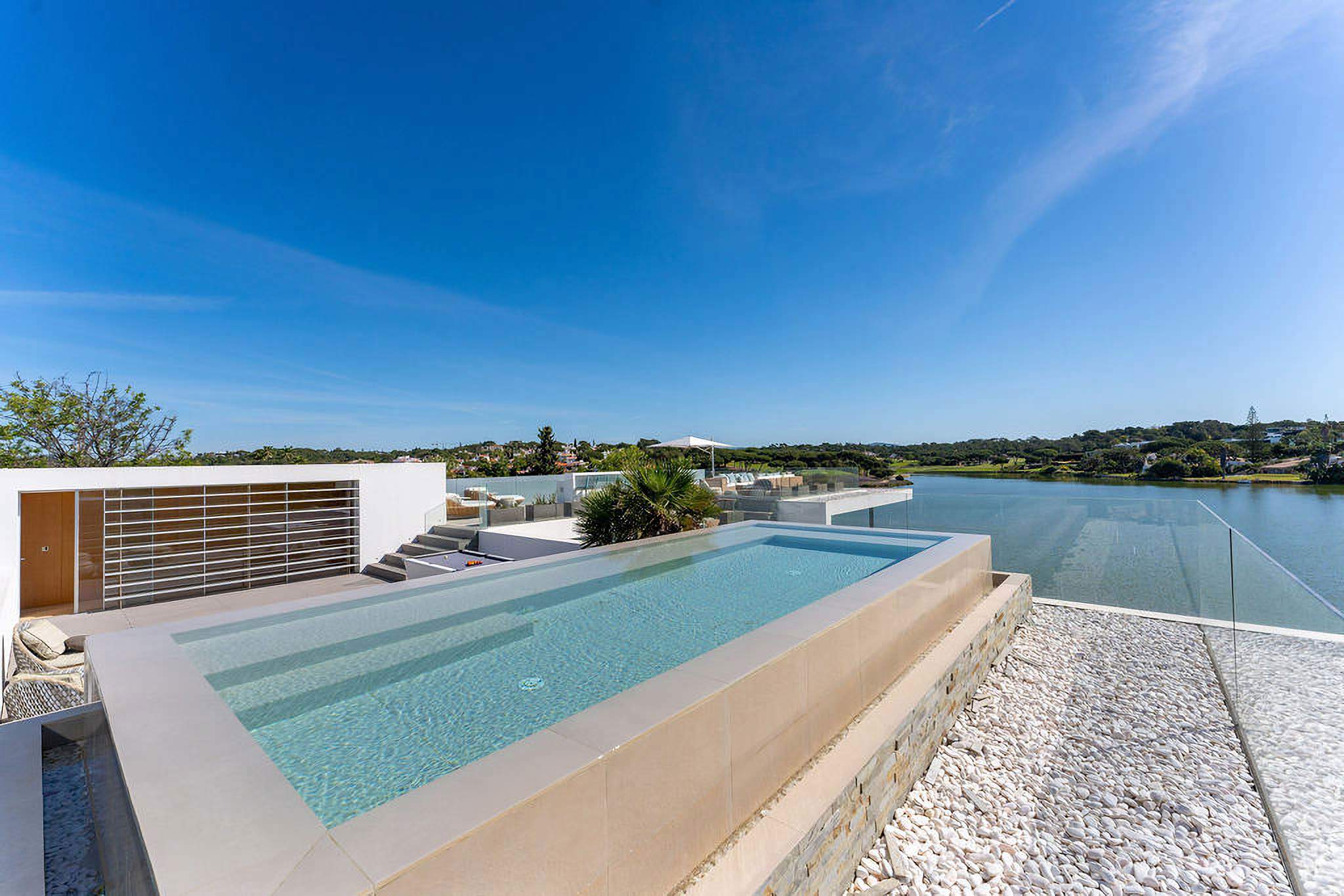 Villa Moonsplash, 7 bedroom villa in Quinta do Lago, Algarve