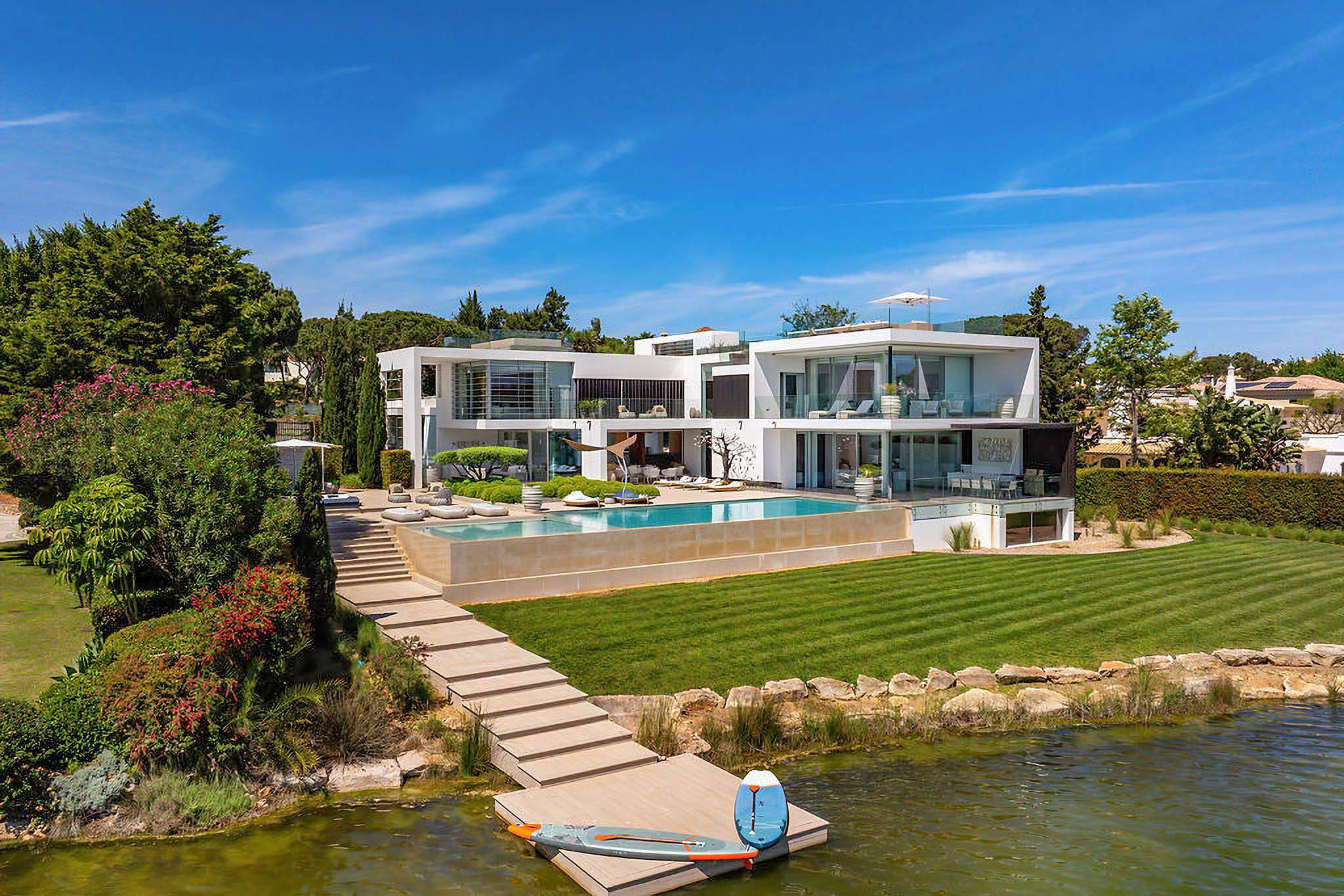 Villa Moonsplash, 7 bedroom villa in Quinta do Lago, Algarve