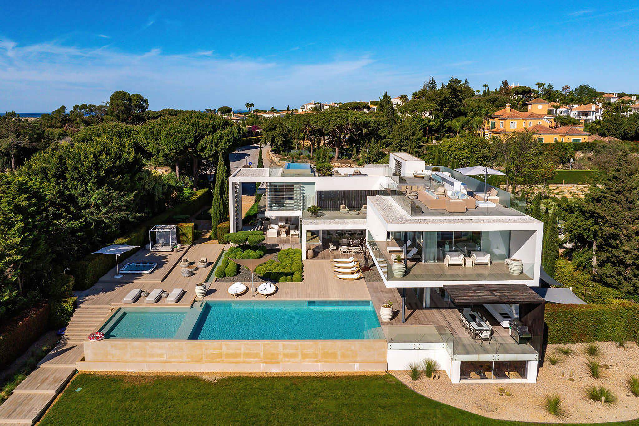 Villa Moonsplash, 7 bedroom villa in Quinta do Lago, Algarve