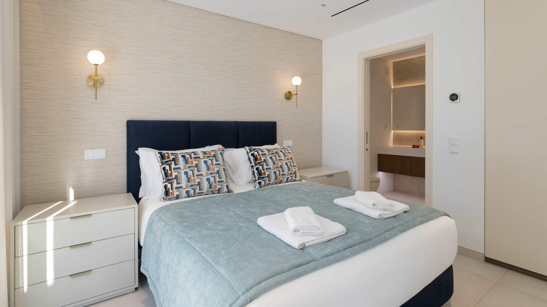 Villa de Madeira, 4 bedroom villa in Vale do Lobo, Algarve