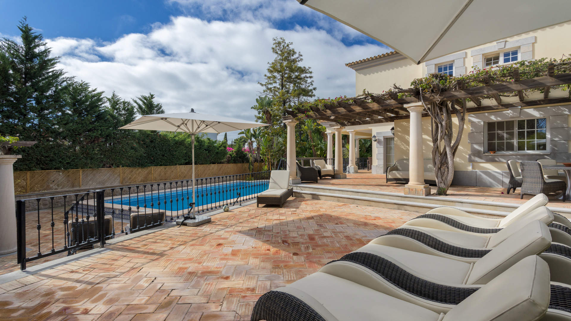 Villa Mirar, 5 bedroom villa in Quinta do Lago, Algarve