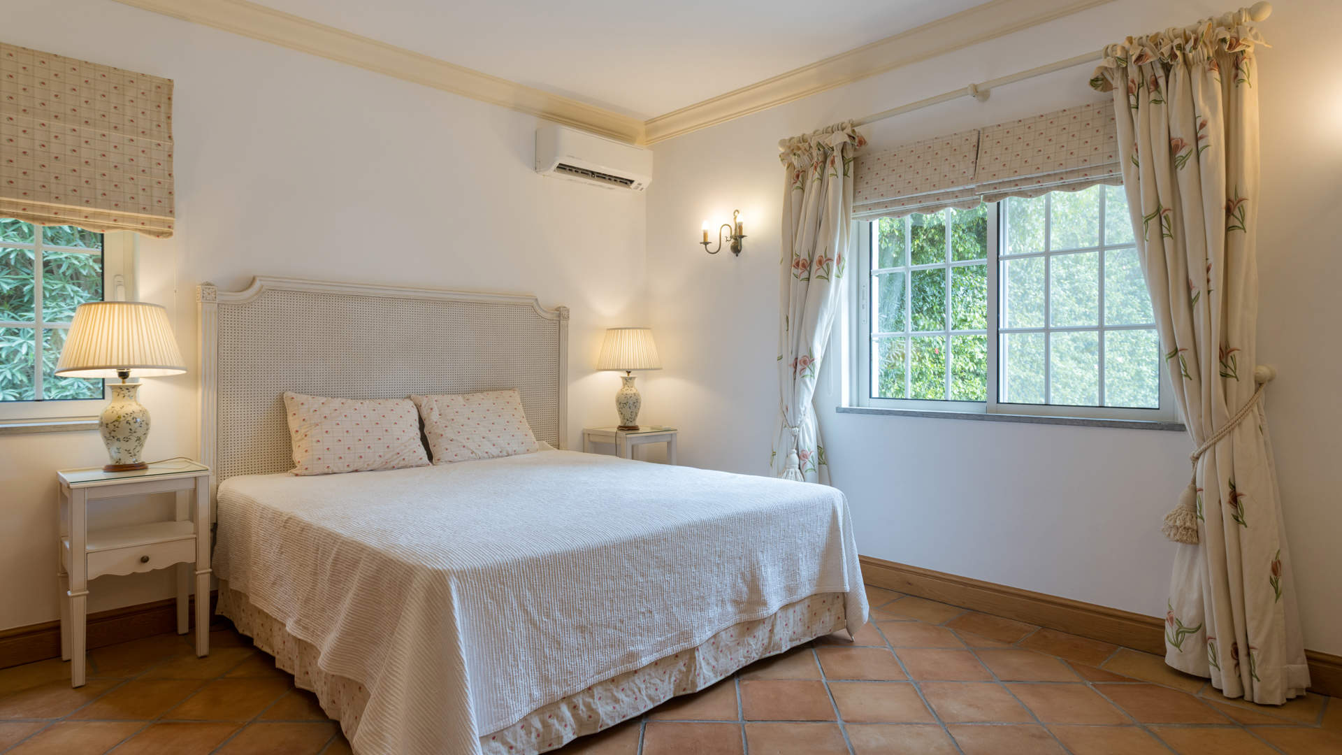 Villa Mirar, 5 bedroom villa in Quinta do Lago, Algarve