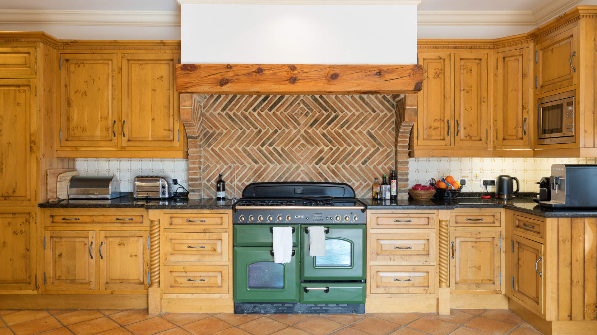 Villa Mirar, 5 bedroom villa in Quinta do Lago, Algarve