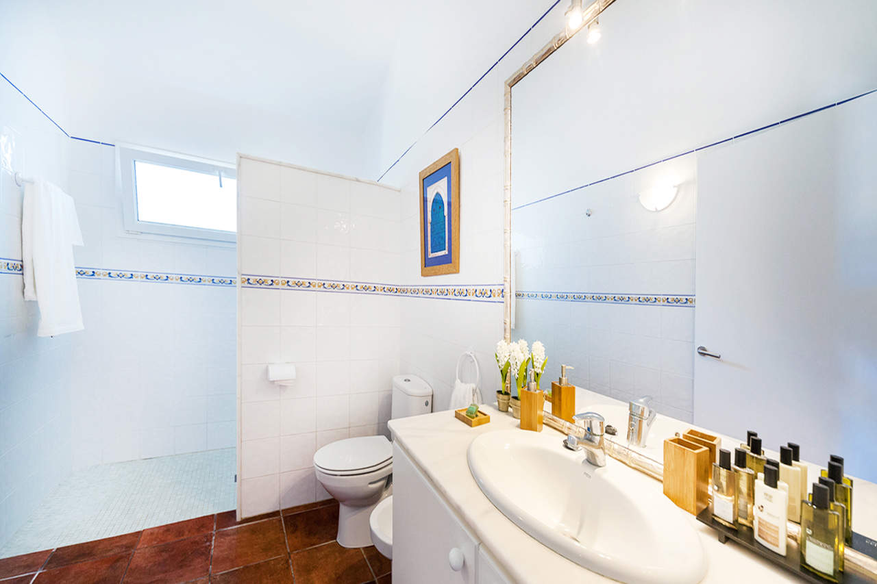 Villa Turquesa, 4 bedroom villa in Mahon, San Luis & South East, Menorca