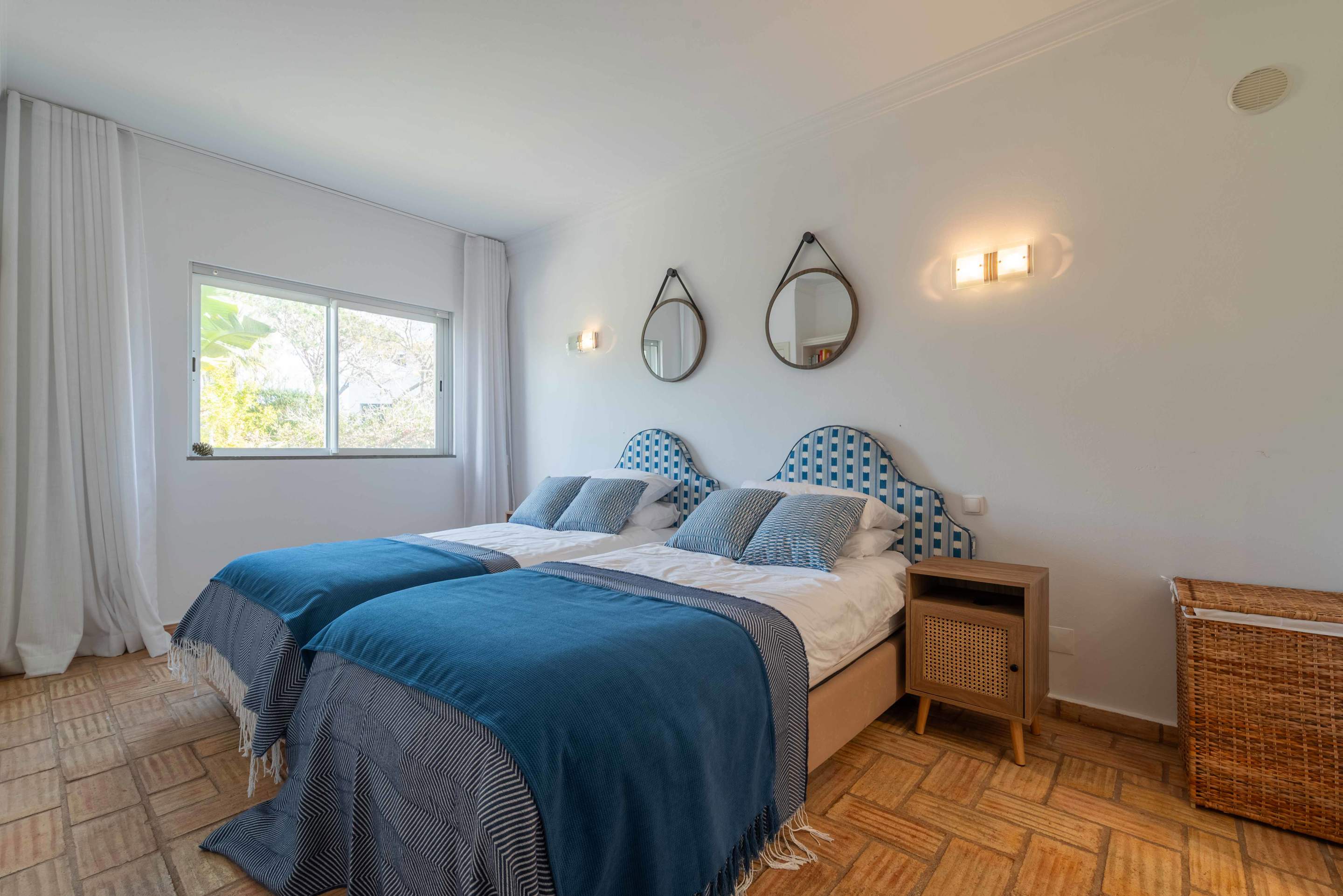 Villa Marchesa, 4 bedroom villa in Vale do Lobo, Algarve