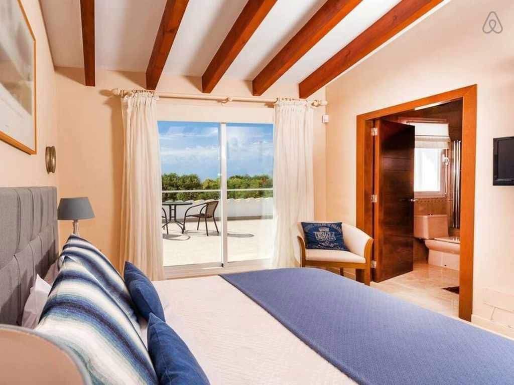 Villa Bini Xoroi, 6 bedroom villa in Mahon, San Luis & South East, Menorca