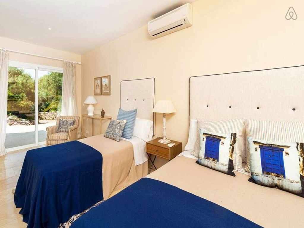 Villa Bini Xoroi, 6 bedroom villa in Mahon, San Luis & South East, Menorca