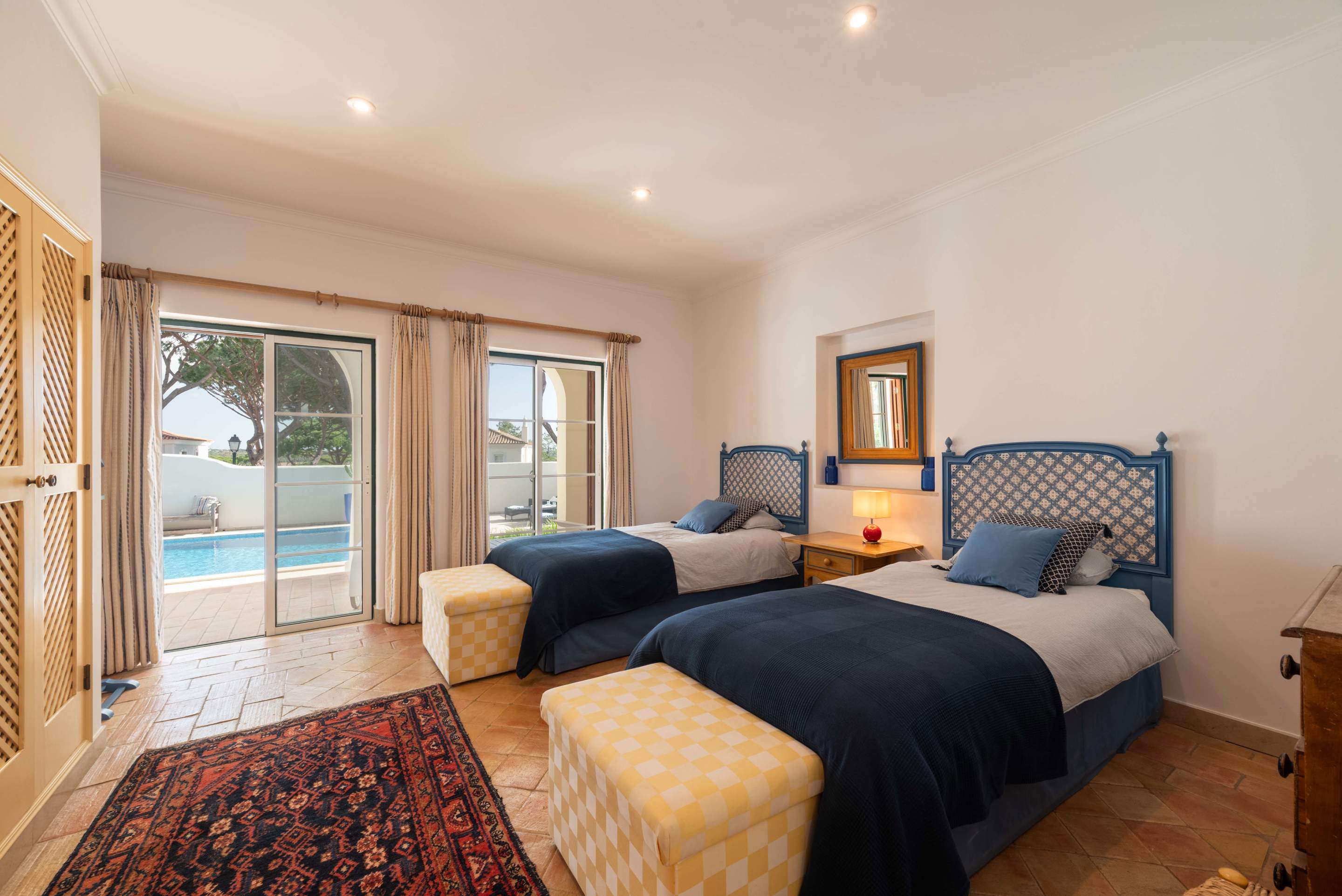 Villa Pau-Lo, 4 bedroom villa in Quinta do Lago, Algarve